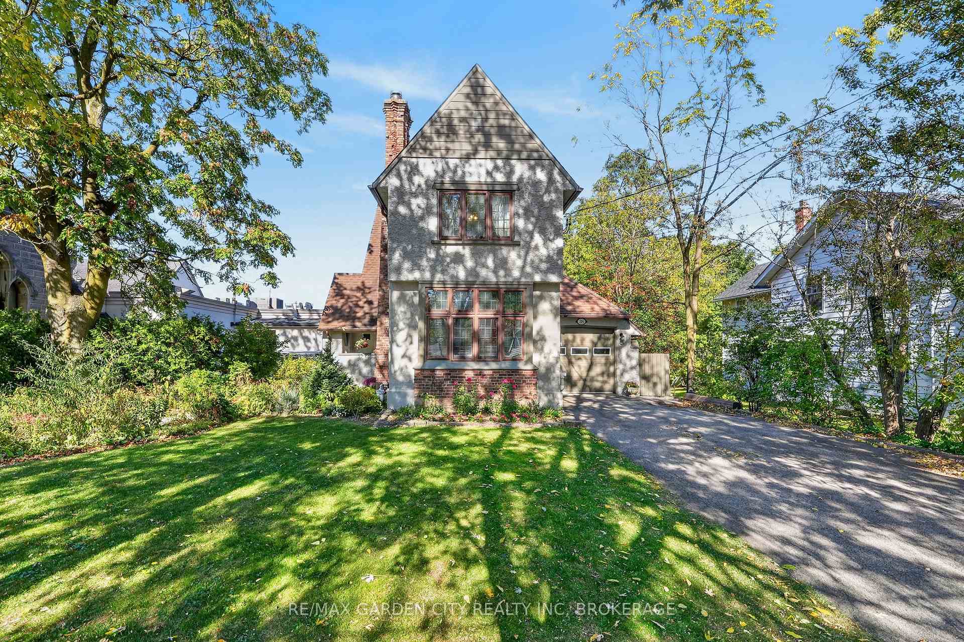 Photo 4 of 38 Clairmont Street, Thorold, Thorold Downtown — HOMEH