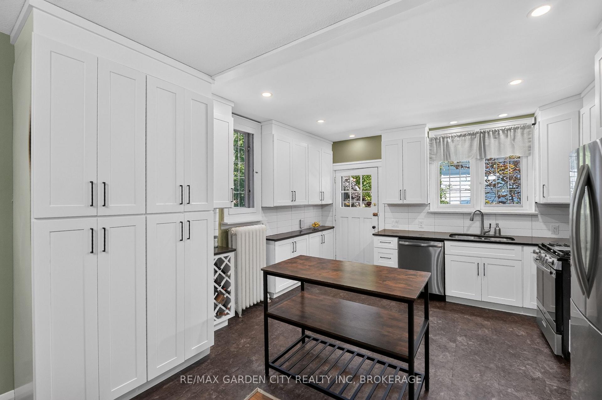 Photo 10 of 38 Clairmont Street, Thorold, Thorold Downtown — HOMEH