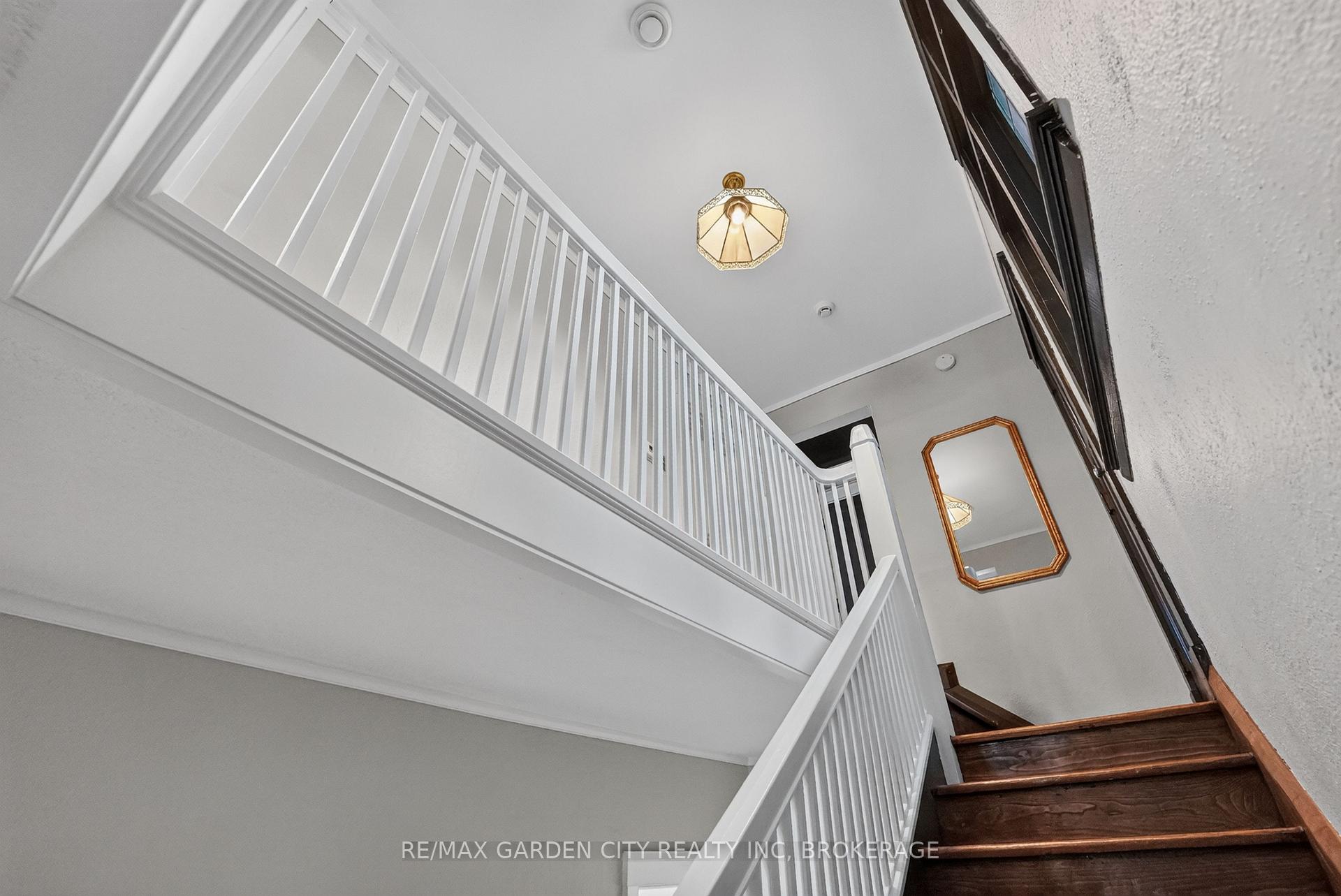 Photo 22 of 38 Clairmont Street, Thorold, Thorold Downtown — HOMEH