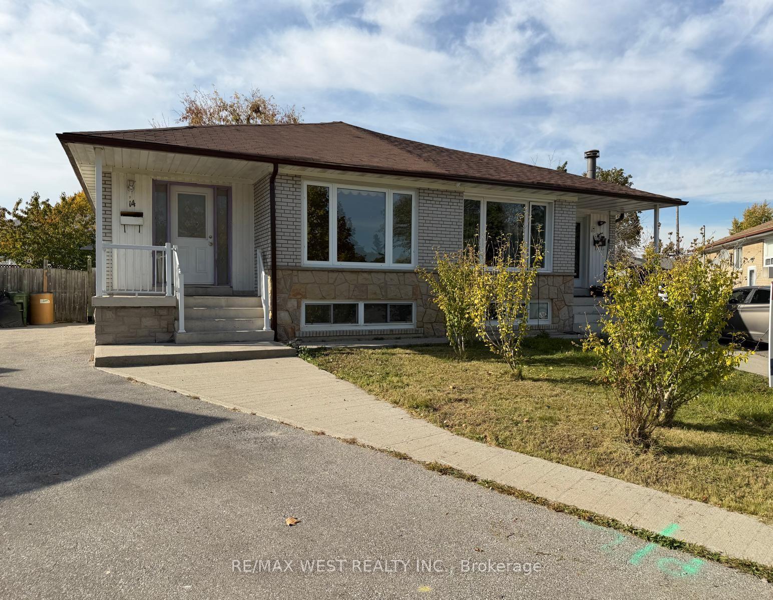 Front of 14 Melpham Court