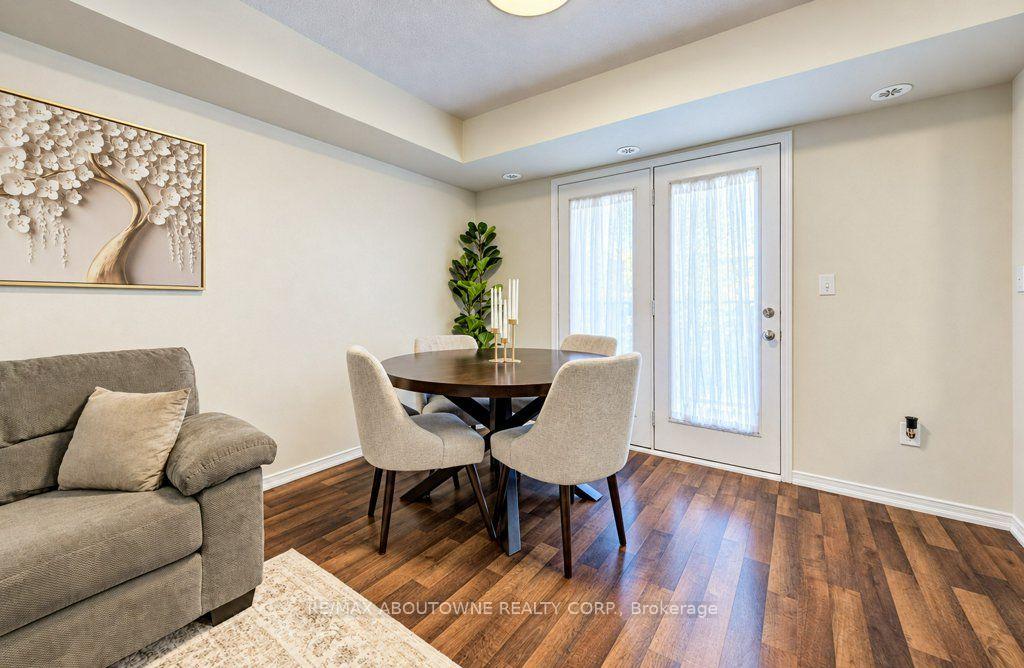 Photo 3 of Unit 14, 2480 Post Road, Oakville, River Oaks — HOMEH