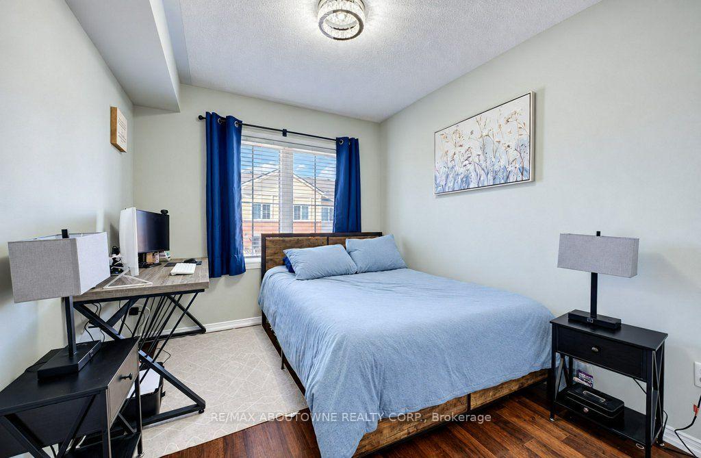 Photo 9 of Unit 14, 2480 Post Road, Oakville, River Oaks — HOMEH