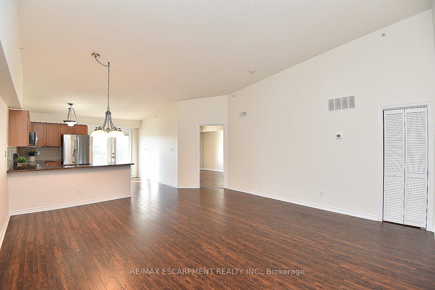 Photo 7 of Unit 412, 2085 Appleby Line, Burlington, Orchard — HOMEH