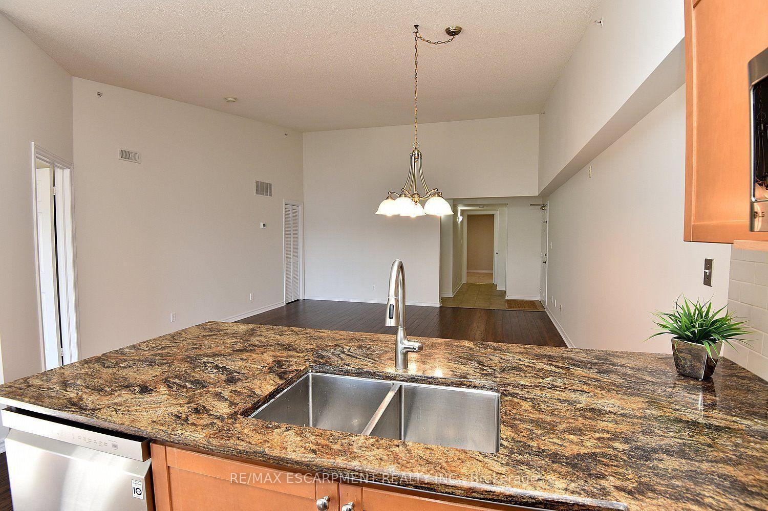 Photo 17 of Unit 412, 2085 Appleby Line, Burlington, Orchard — HOMEH