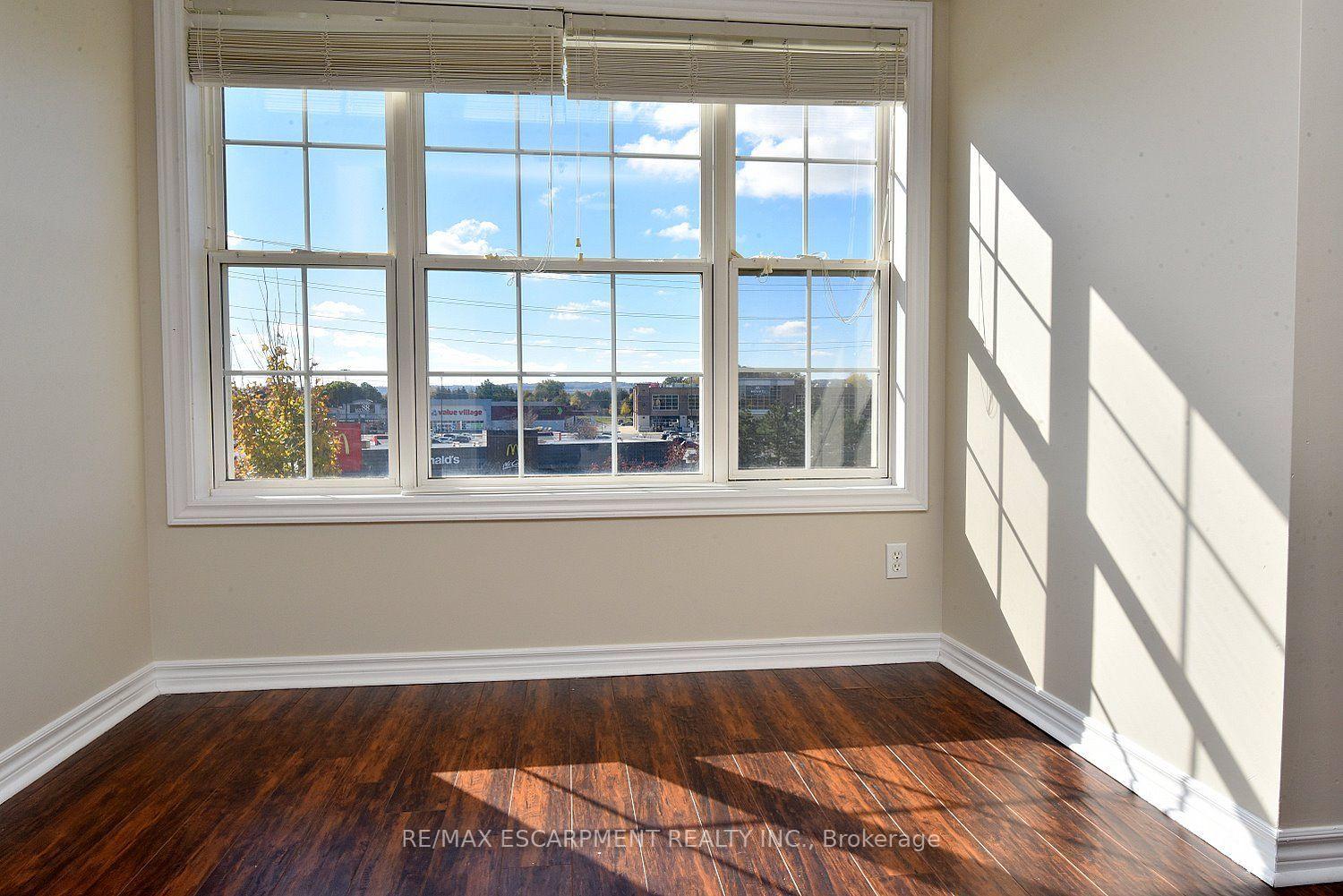 Photo 22 of Unit 412, 2085 Appleby Line, Burlington, Orchard — HOMEH