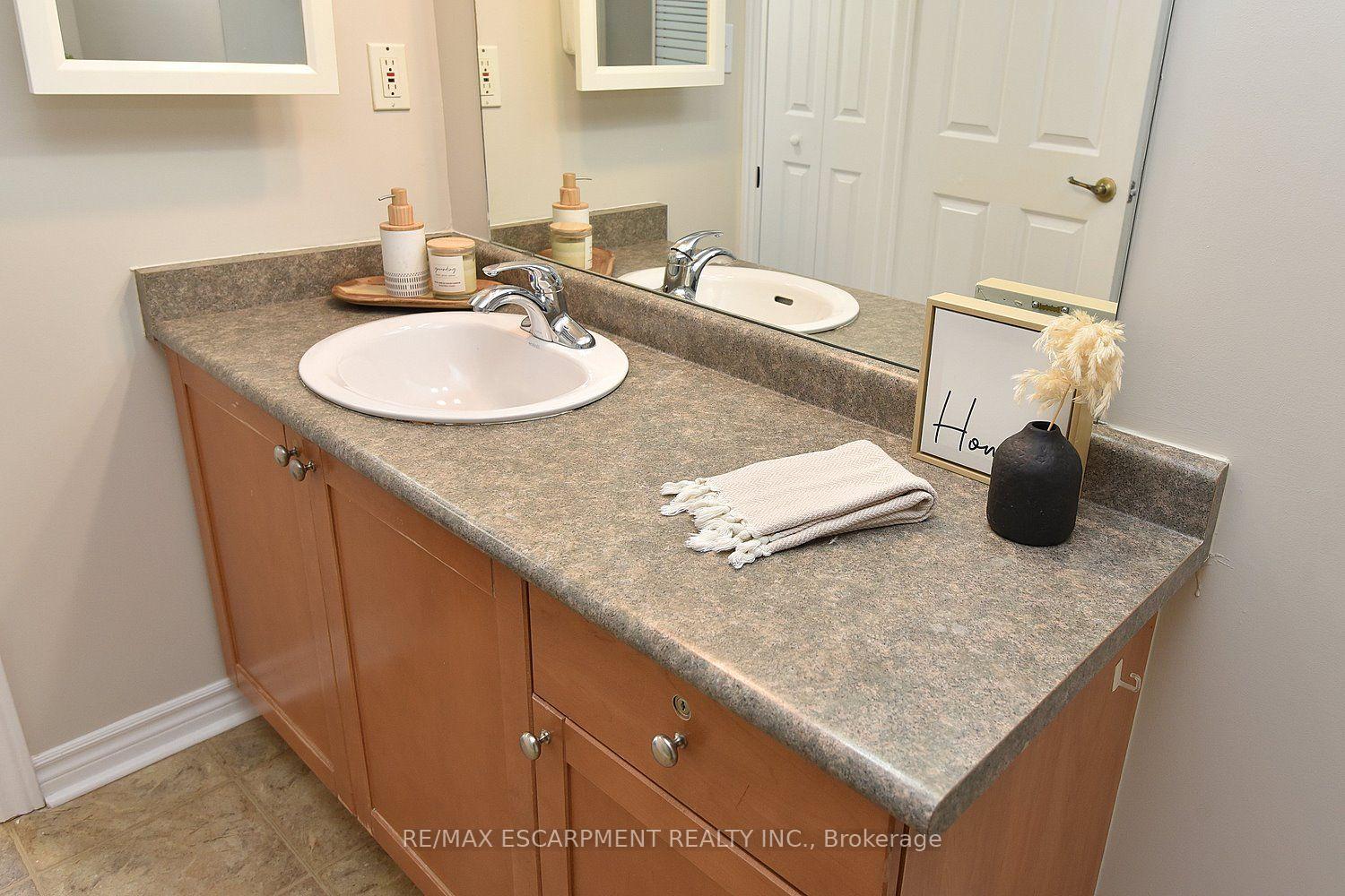 Photo 26 of Unit 412, 2085 Appleby Line, Burlington, Orchard — HOMEH