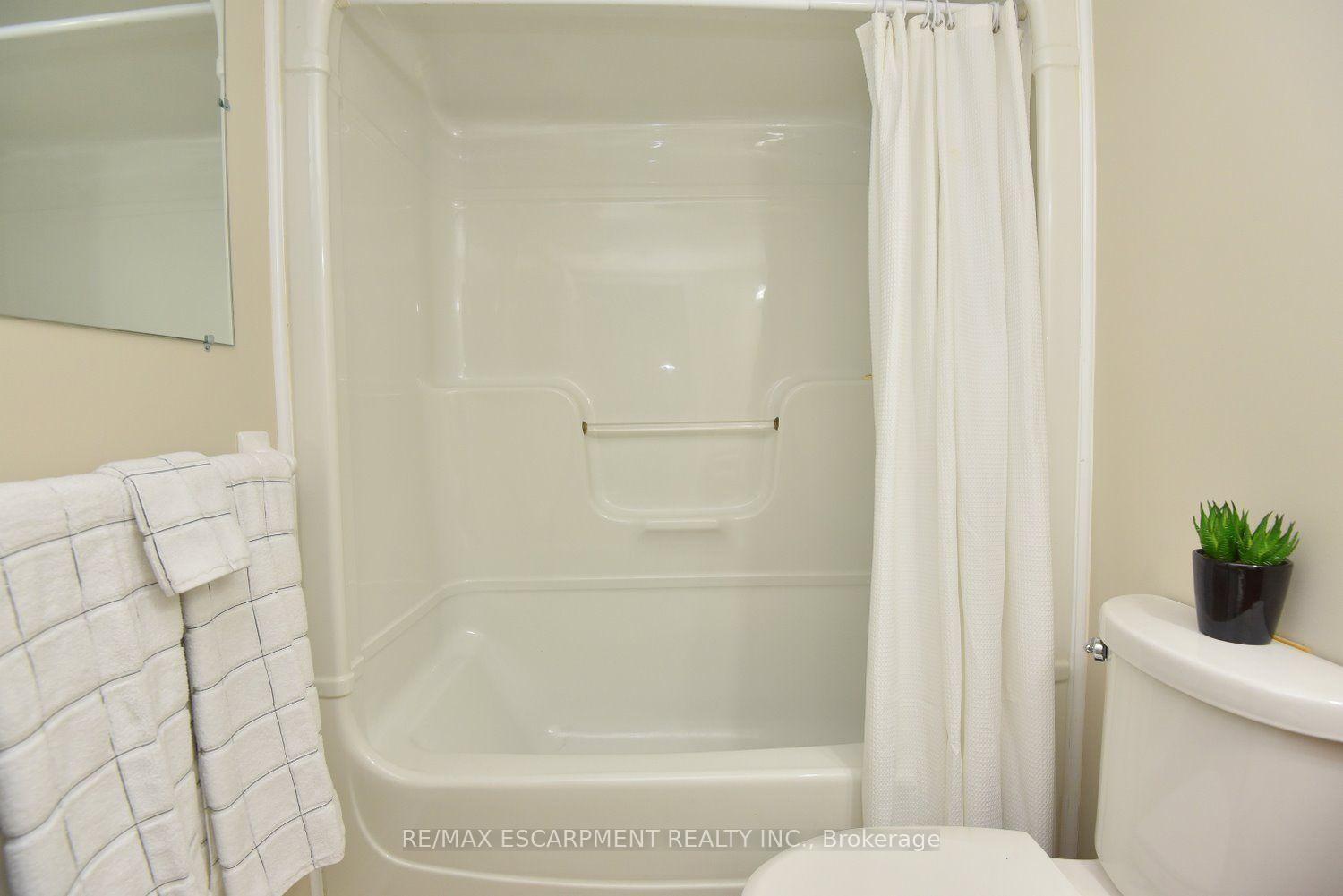 Photo 37 of Unit 412, 2085 Appleby Line, Burlington, Orchard — HOMEH