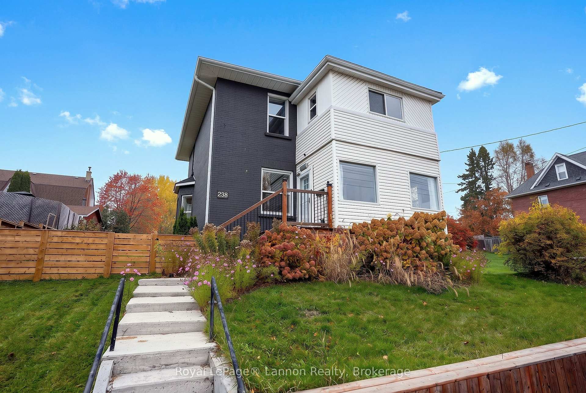 Front of 238 Algoma Street N