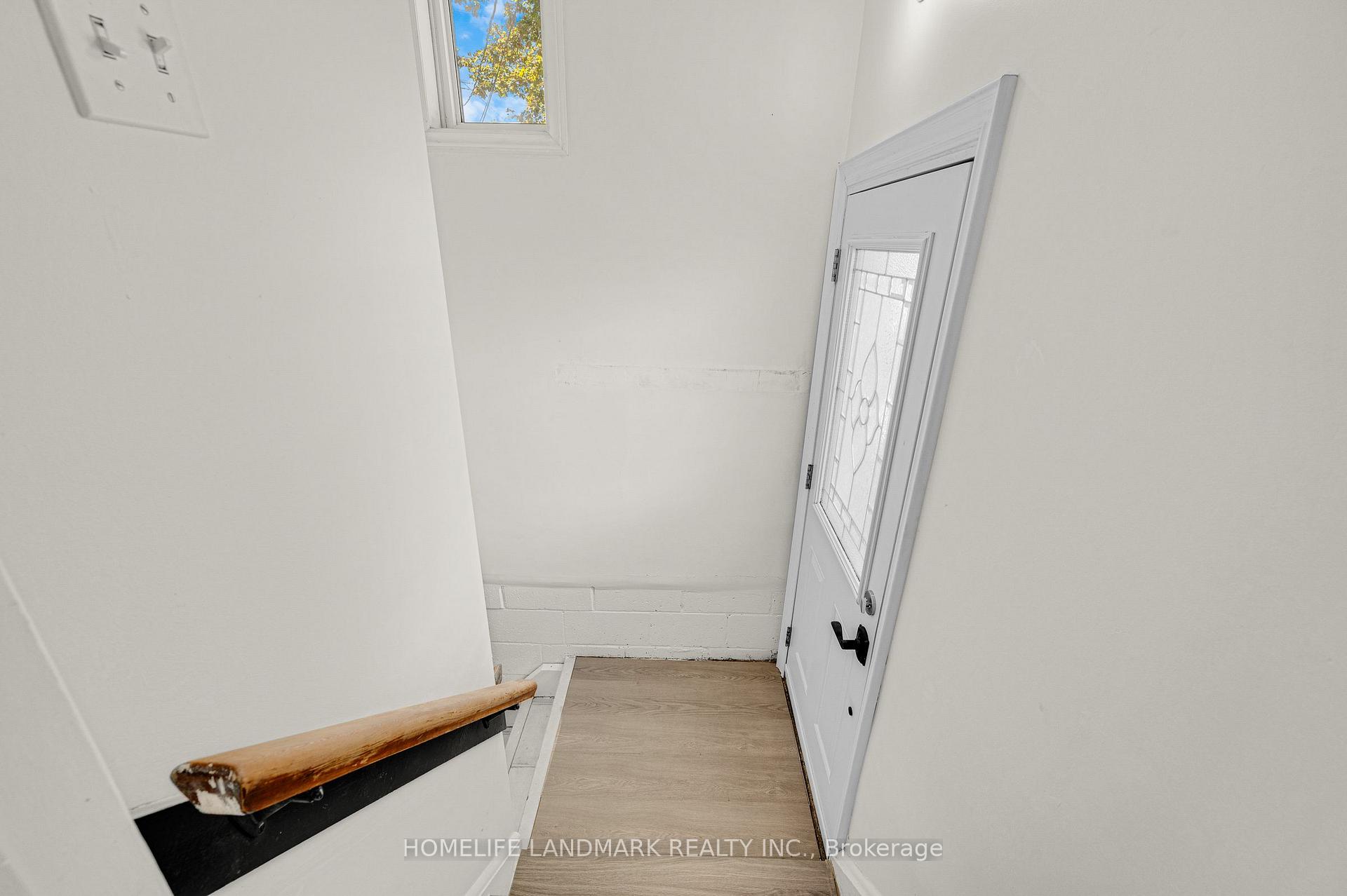 Photo 22 of 135 Howard Avenue, Hamilton, Balfour — HOMEH
