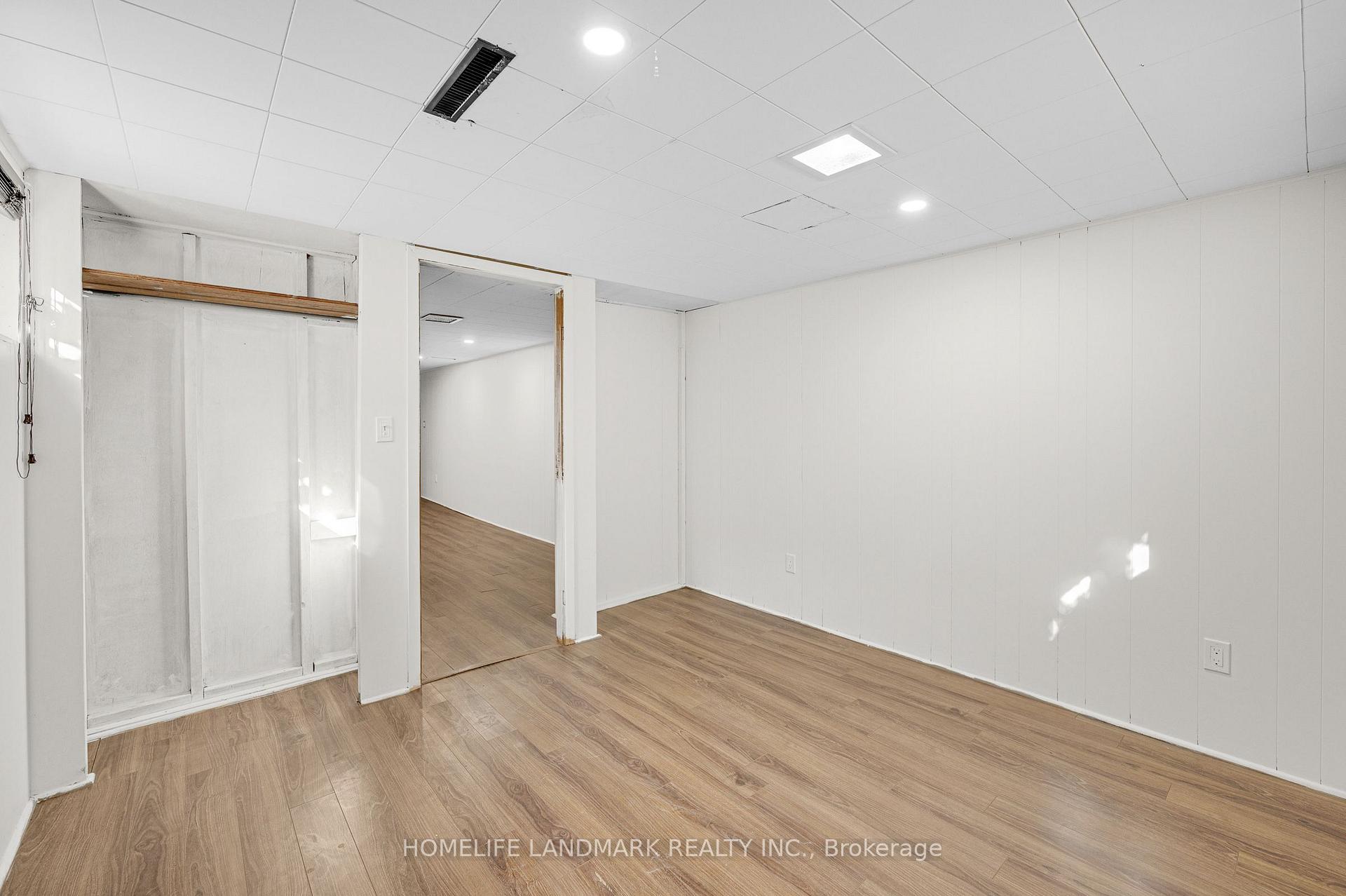 Photo 27 of 135 Howard Avenue, Hamilton, Balfour — HOMEH