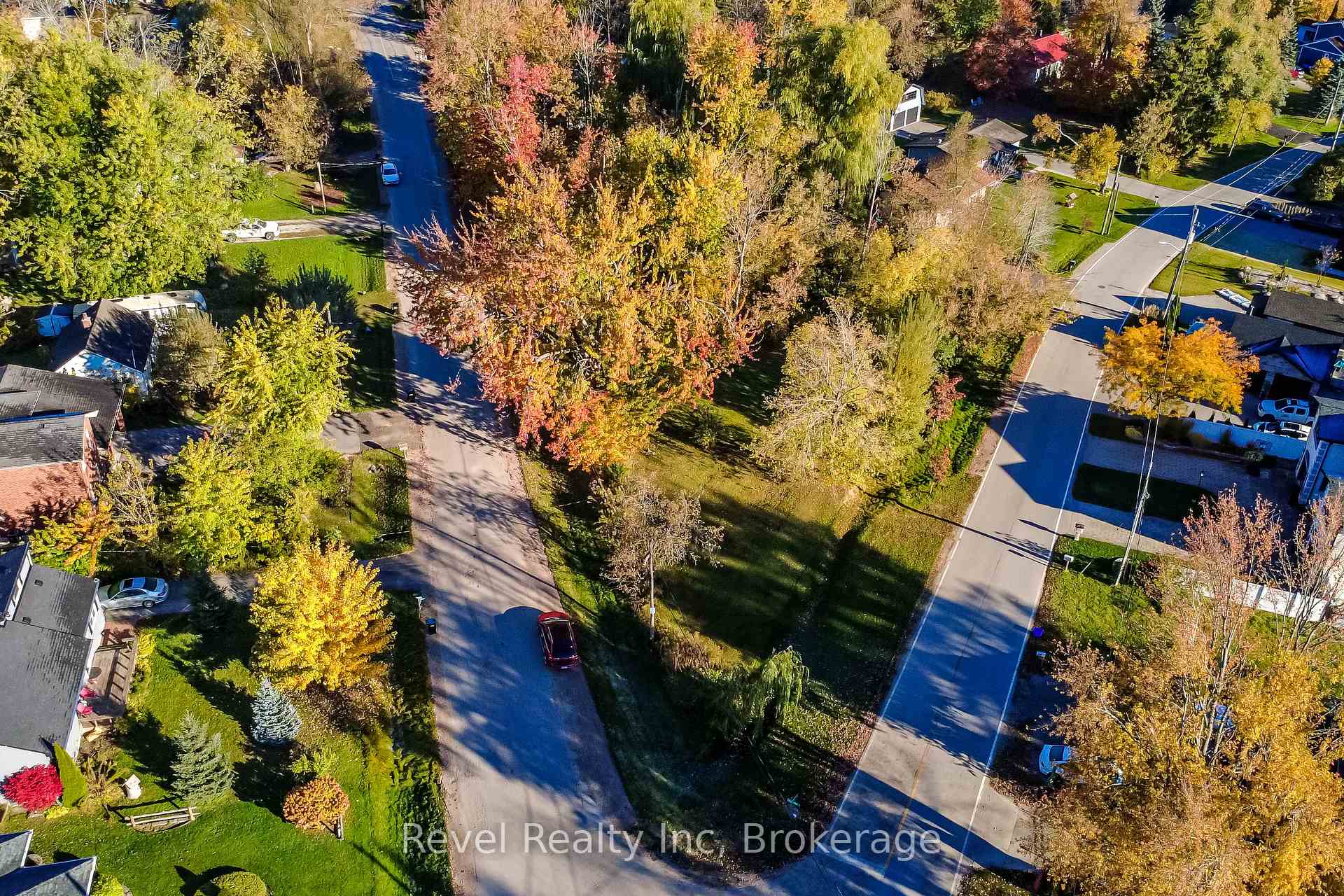 Photo 1 of 2354 Crystal Beach Road, Innisfil, Alcona — HOMEH