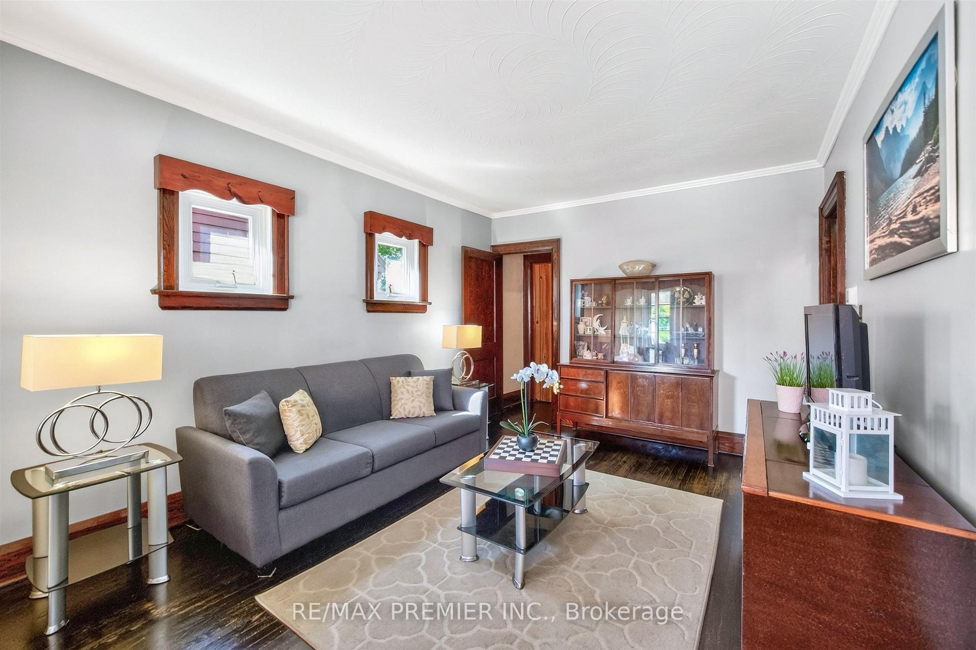 Photo 3 of 232 John Street, North York, Weston — HOMEH