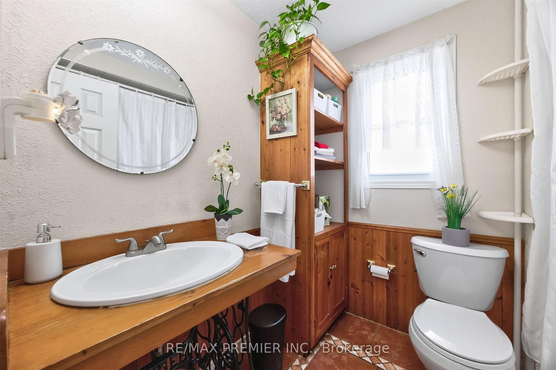 Photo 12 of 232 John Street, North York, Weston — HOMEH