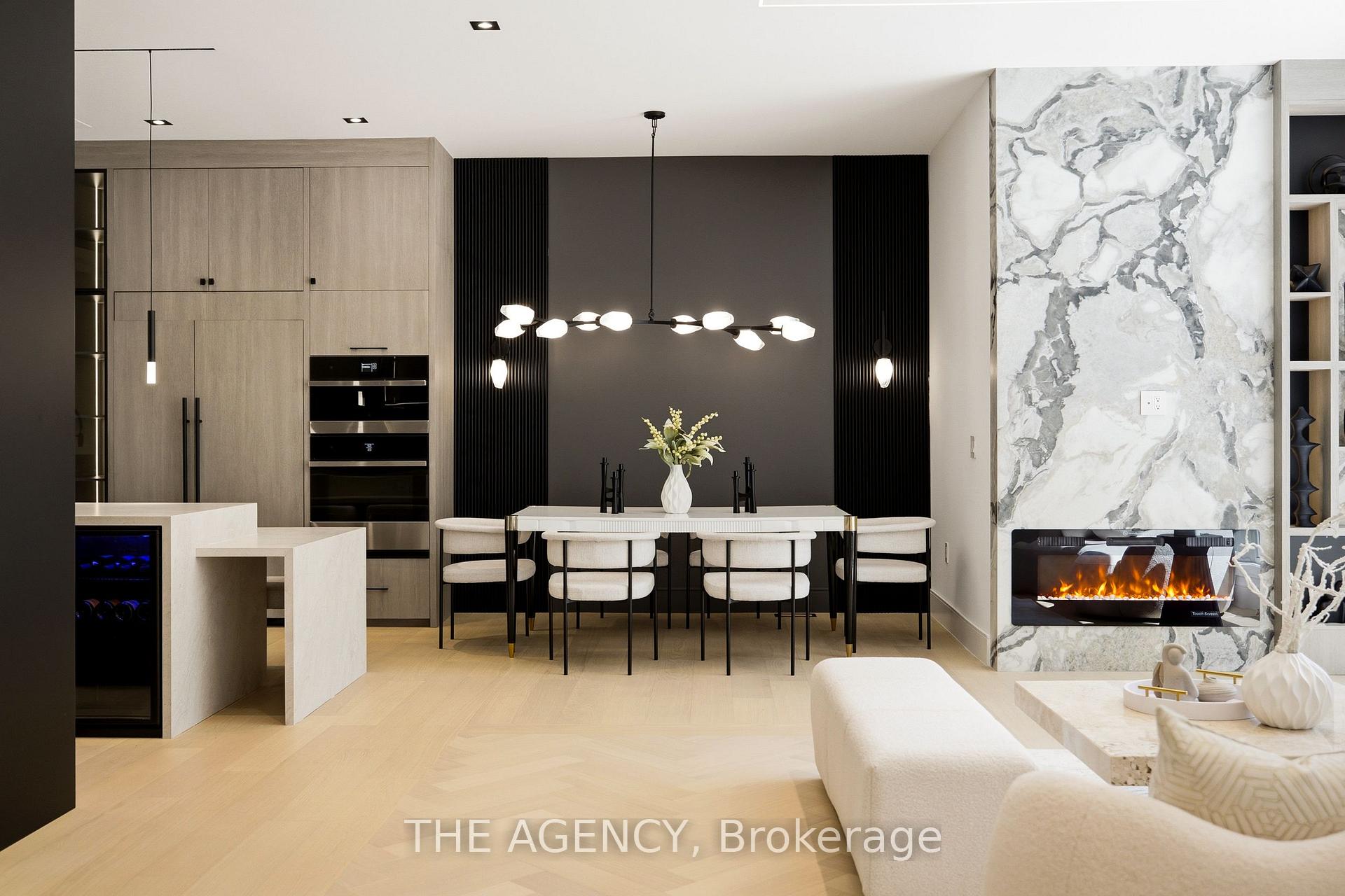 Photo 9 of 193 Beechwood Crescent, Newmarket, Central Newmarket — HOMEH