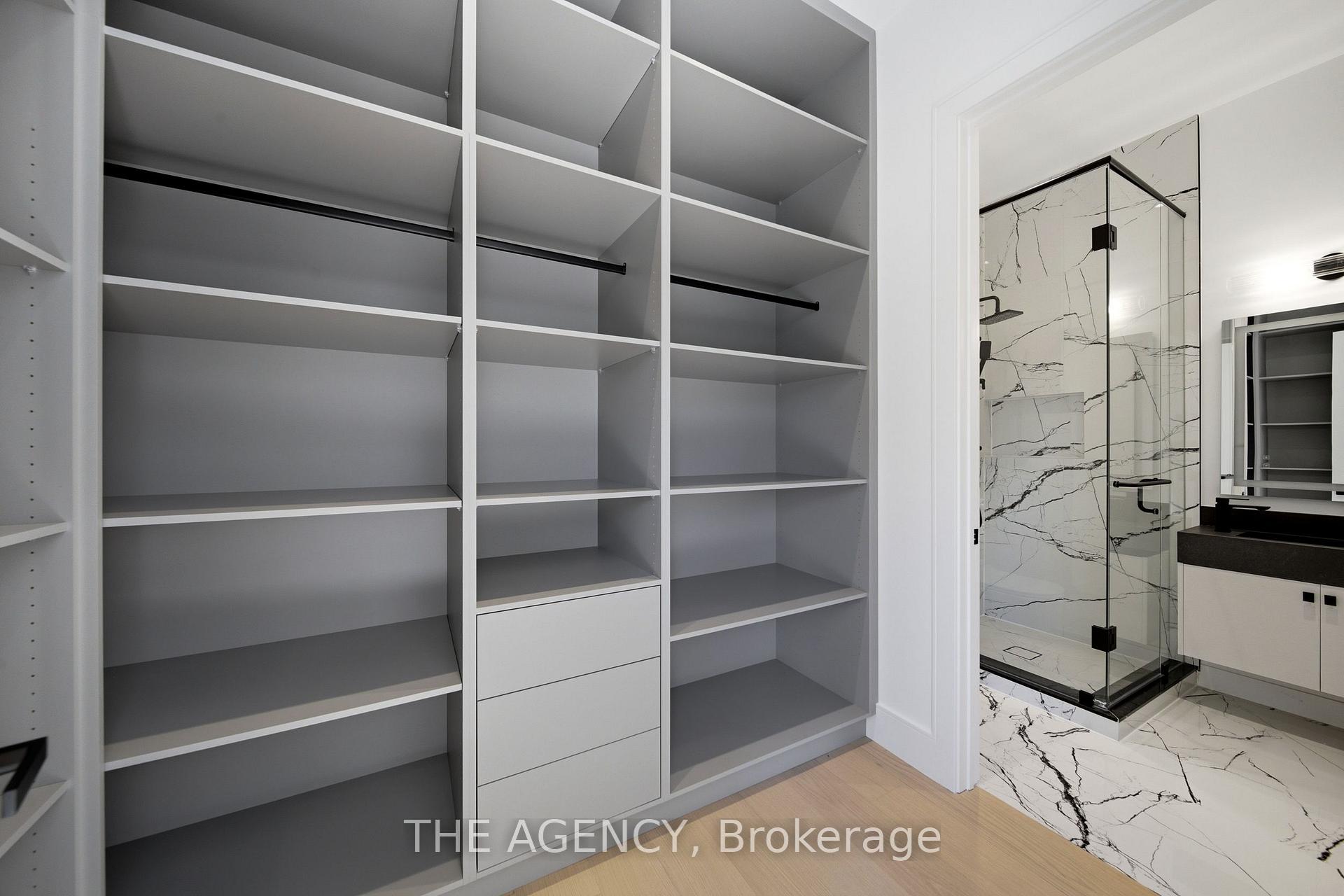 Photo 25 of 193 Beechwood Crescent, Newmarket, Central Newmarket — HOMEH