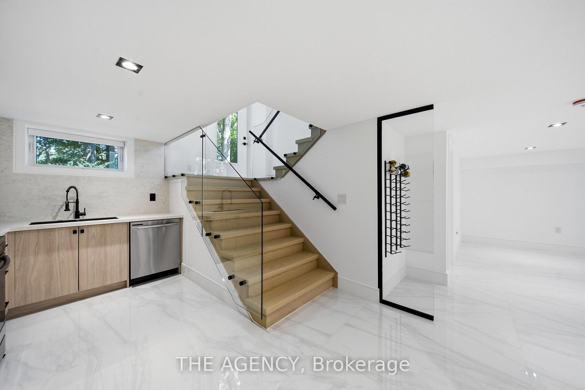 Photo 30 of 193 Beechwood Crescent, Newmarket, Central Newmarket — HOMEH