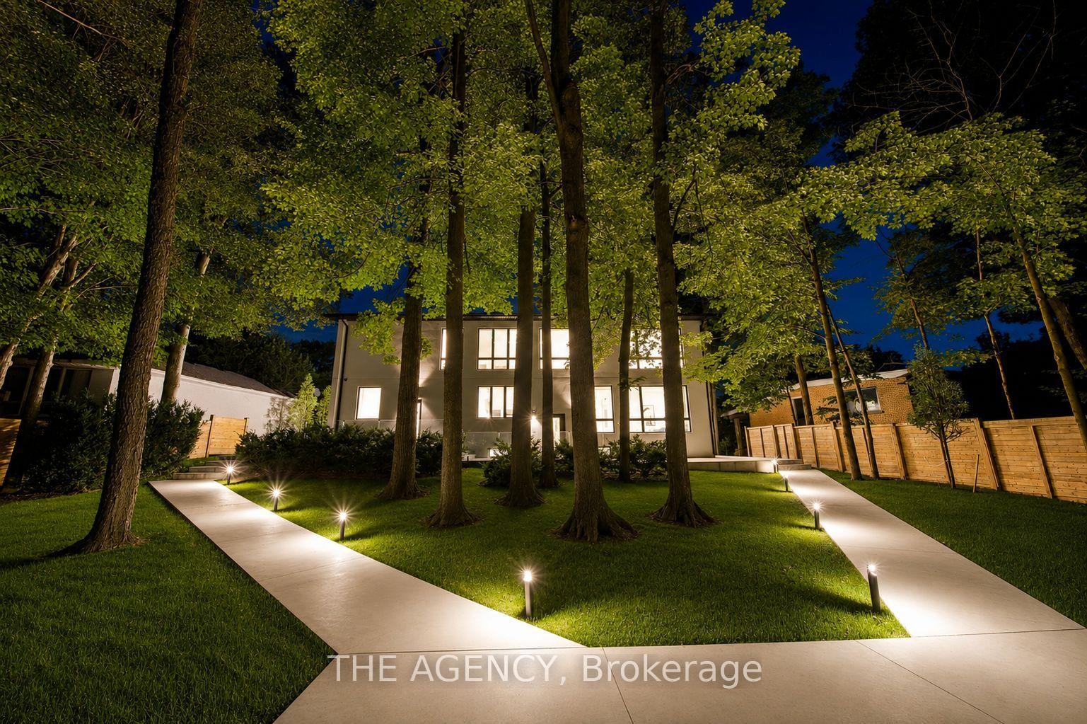 Photo 41 of 193 Beechwood Crescent, Newmarket, Central Newmarket — HOMEH