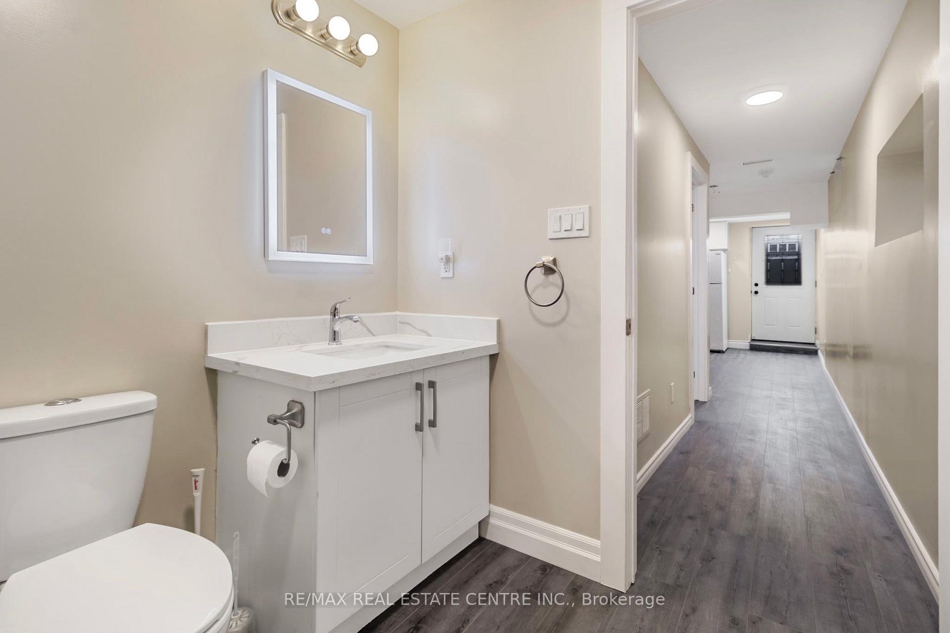 Photo 5 of 5 Rutherford Avenue, North York, Mount Dennis — HOMEH