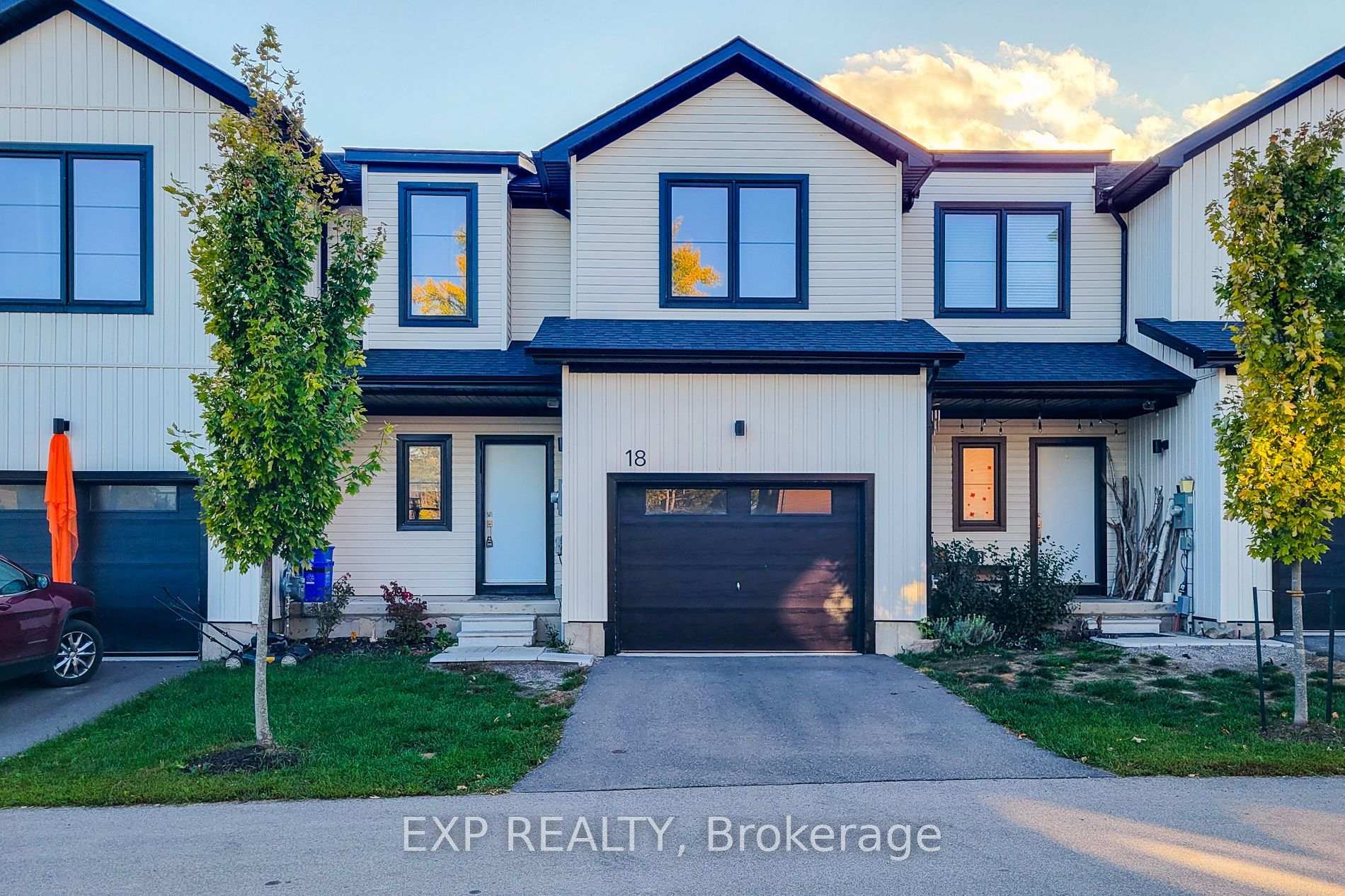 Photo of 18 Trailside Drive