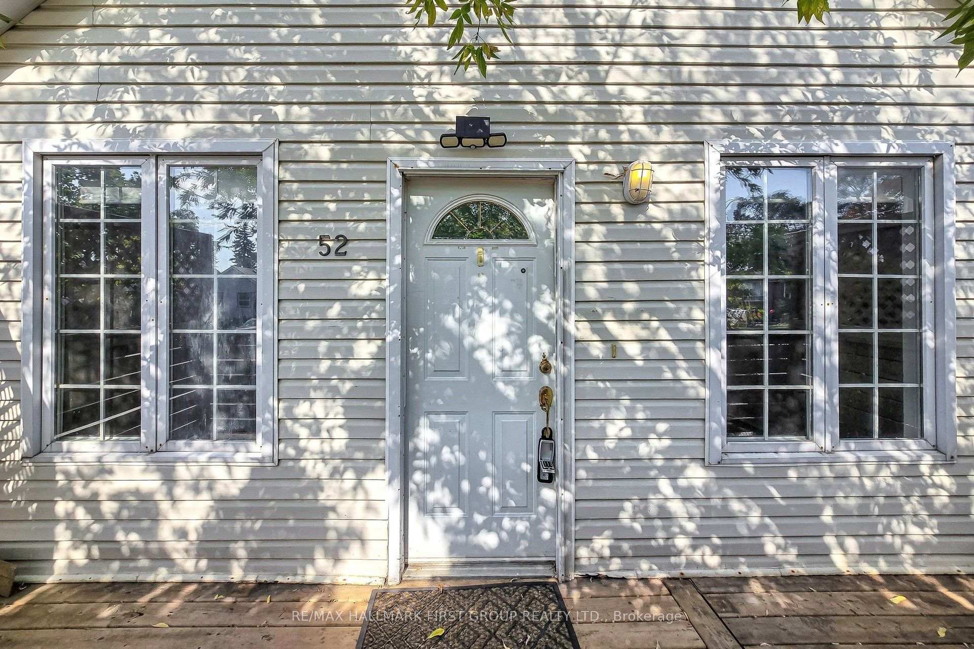 Photo 4 of 52 Malta Street, Scarborough, Birchcliffe-Cliffside — HOMEH
