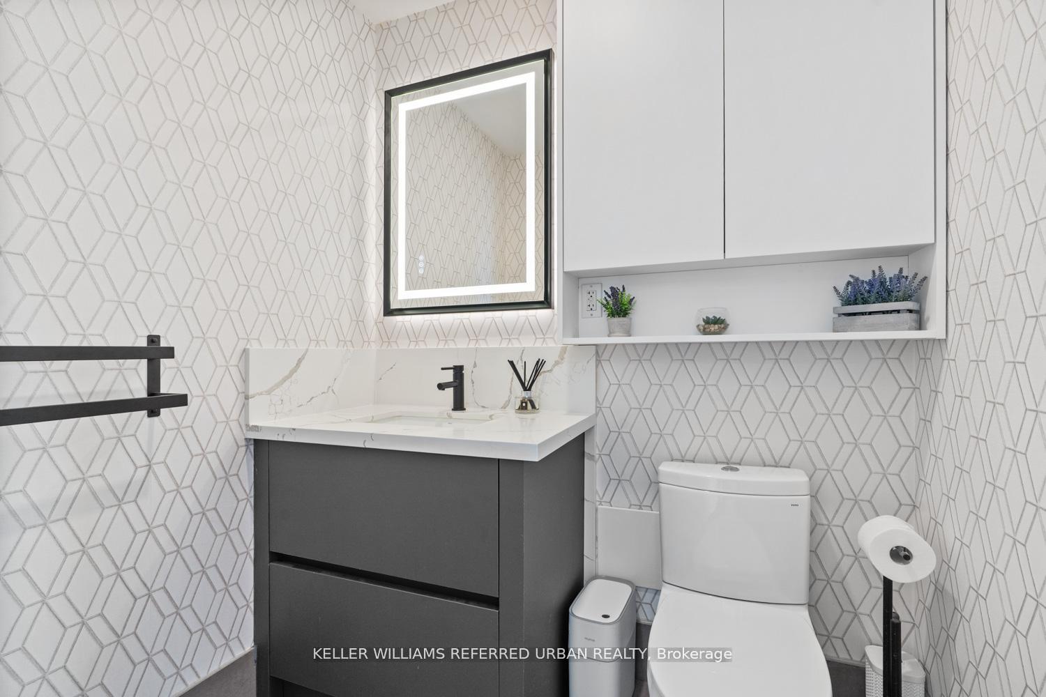 Photo 19 of Unit 708, 650 Mount Pleasant Road, Toronto, Mount Pleasant West — HOMEH