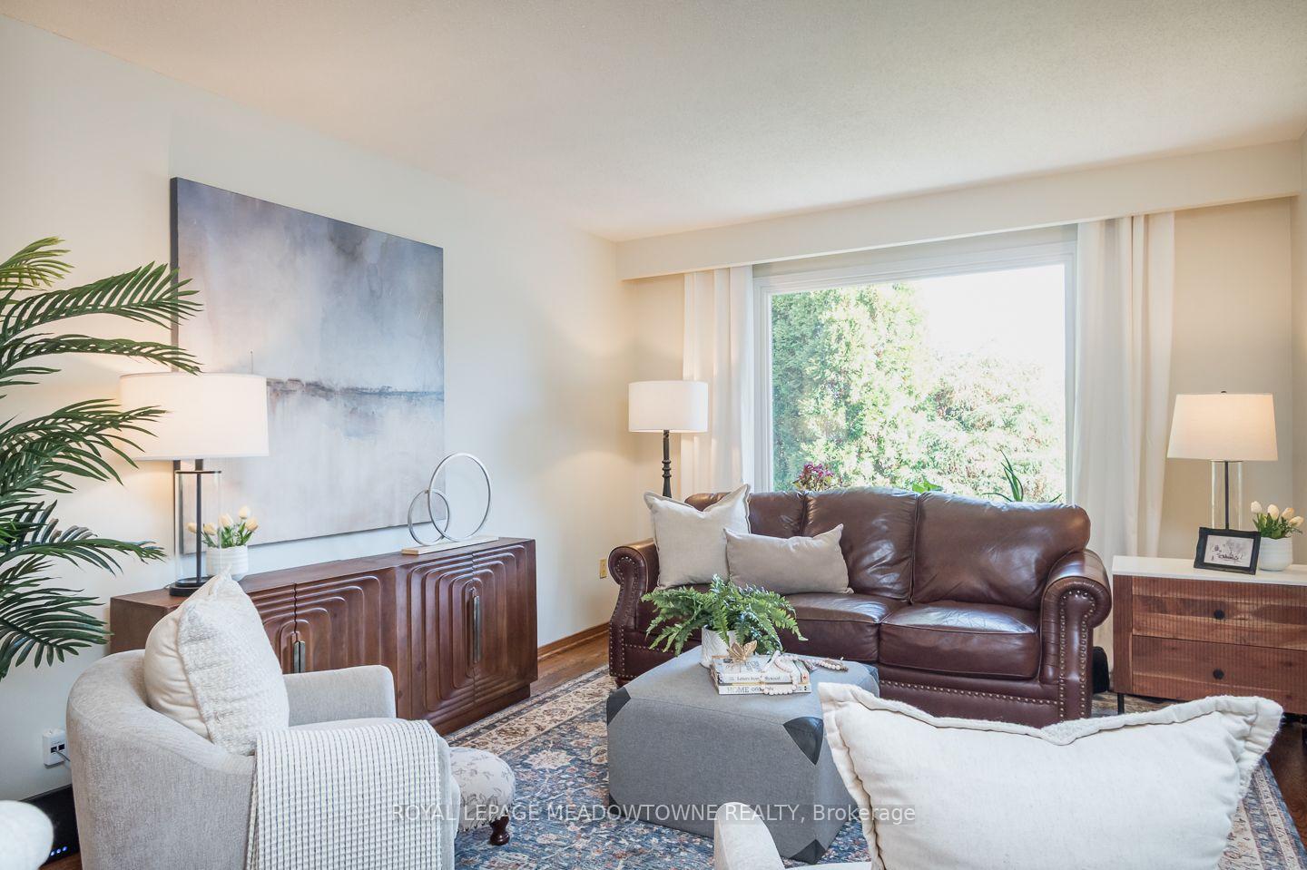 Photo 6 of 46 Reynier Drive, Brampton, Heart Lake East — HOMEH