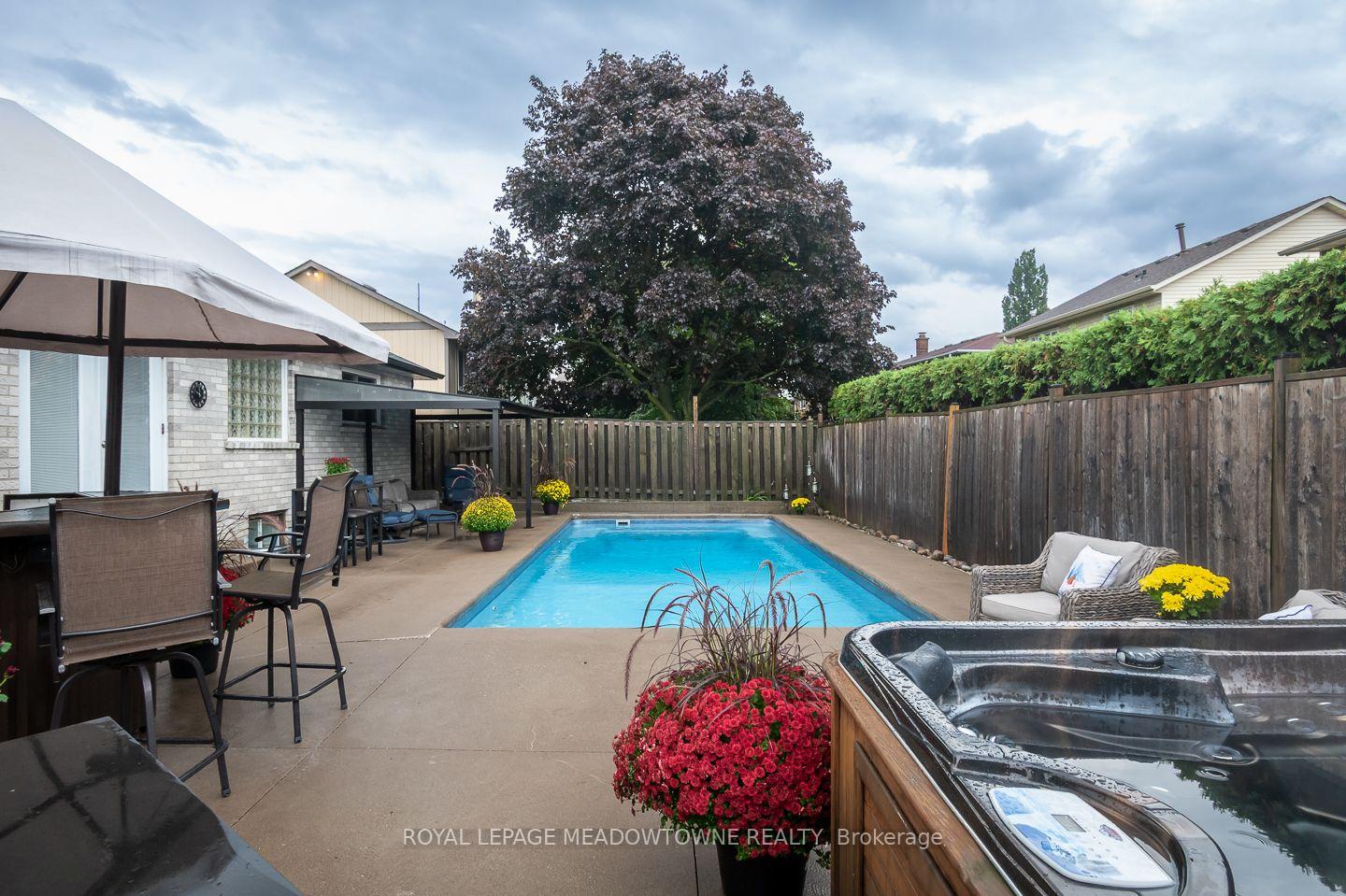 Photo 39 of 46 Reynier Drive, Brampton, Heart Lake East — HOMEH