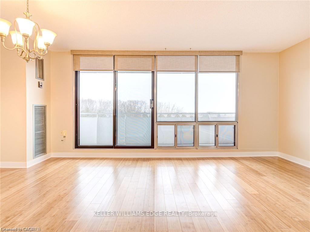 Photo 6 of Unit 302, 2055 Upper Middle Road, Burlington, Brant Hills — HOMEH