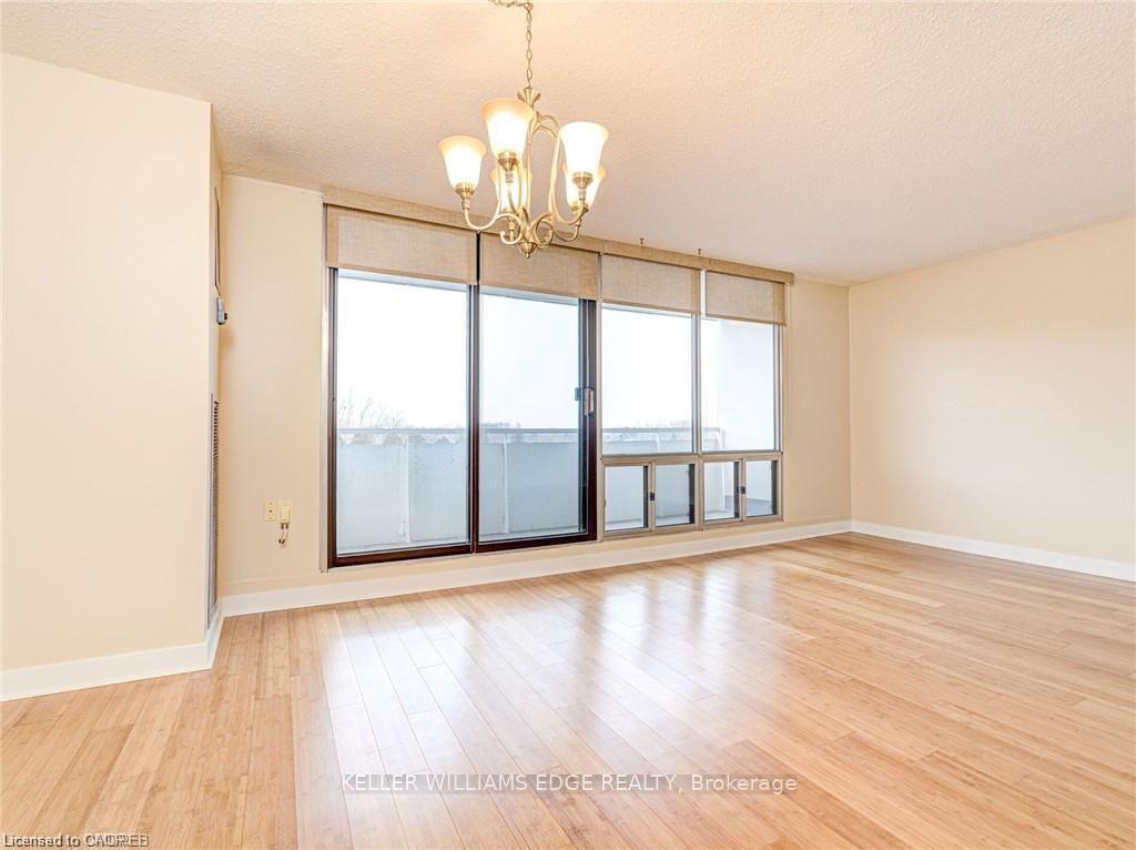Photo 7 of Unit 302, 2055 Upper Middle Road, Burlington, Brant Hills — HOMEH