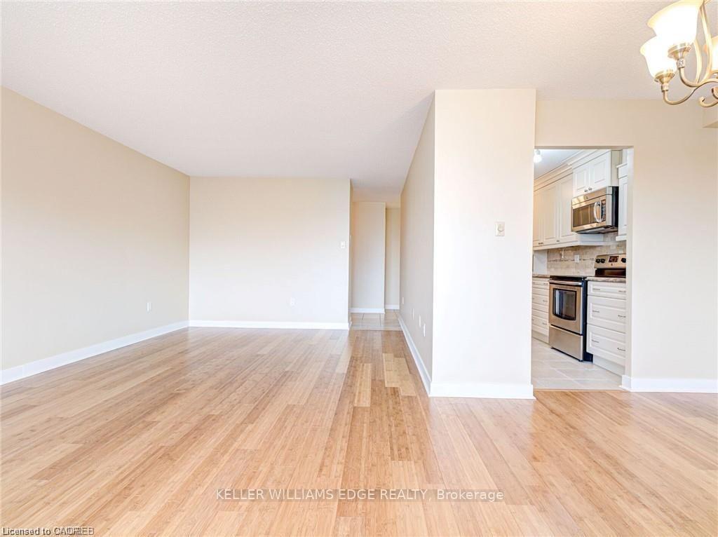Photo 10 of Unit 302, 2055 Upper Middle Road, Burlington, Brant Hills — HOMEH