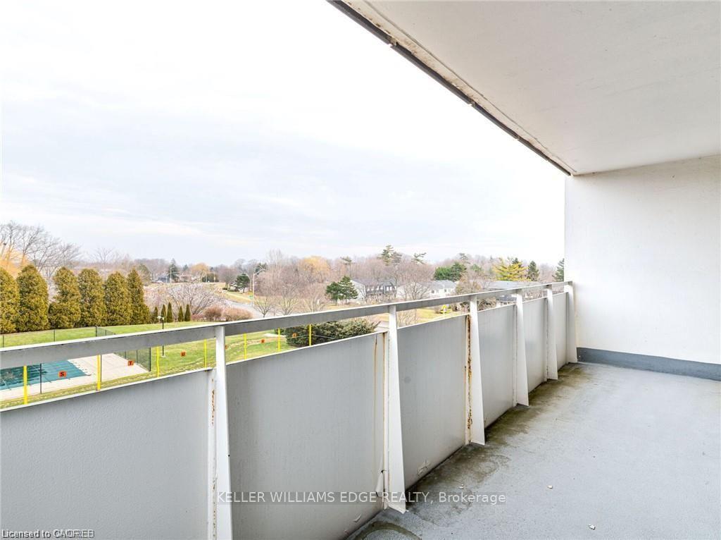 Photo 18 of Unit 302, 2055 Upper Middle Road, Burlington, Brant Hills — HOMEH