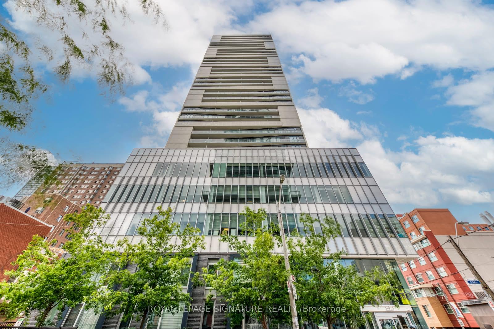 Photo of Unit 1011, 89 McGill Street