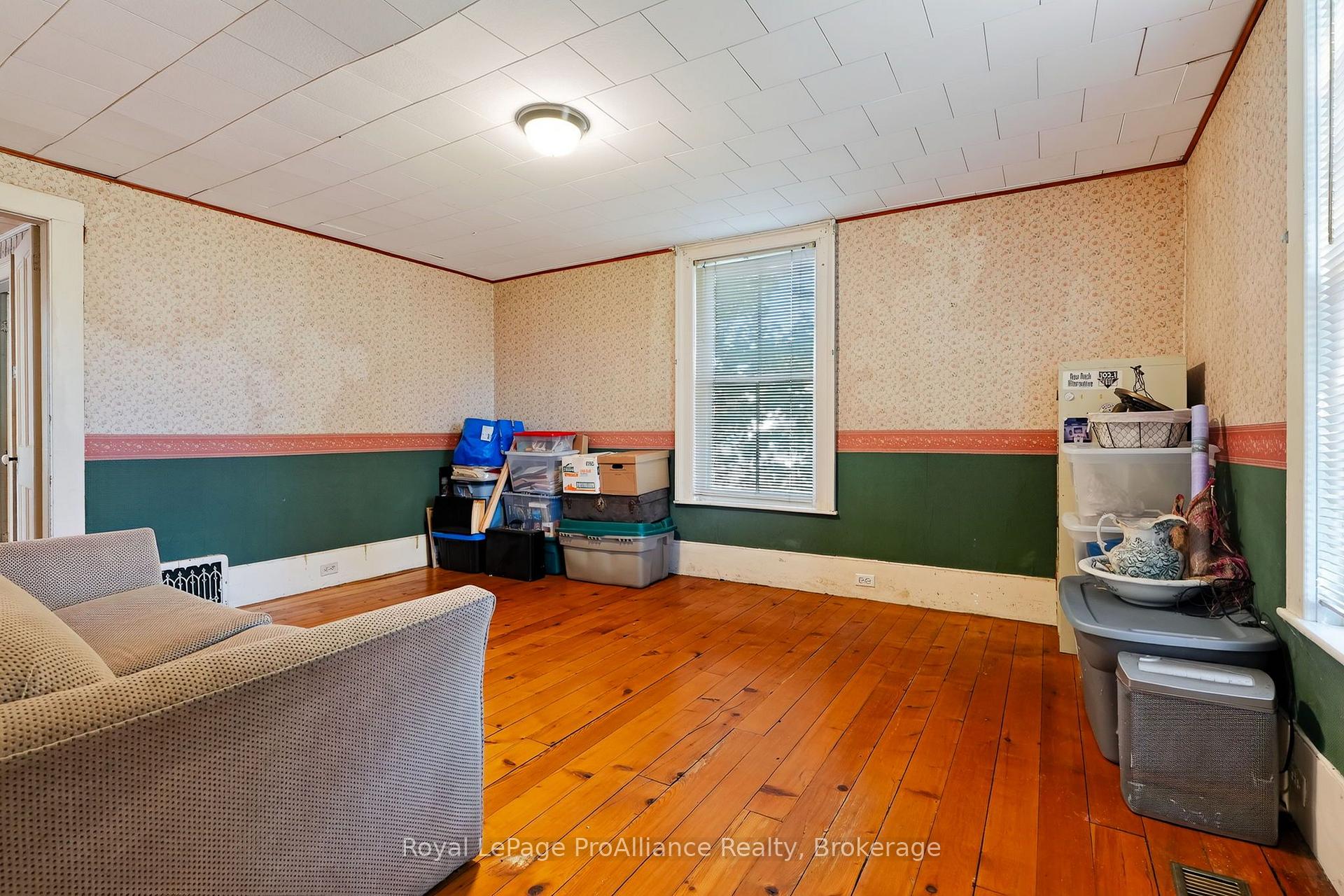 Photo 15 of 1167 Division Street, Cobourg — HOMEH