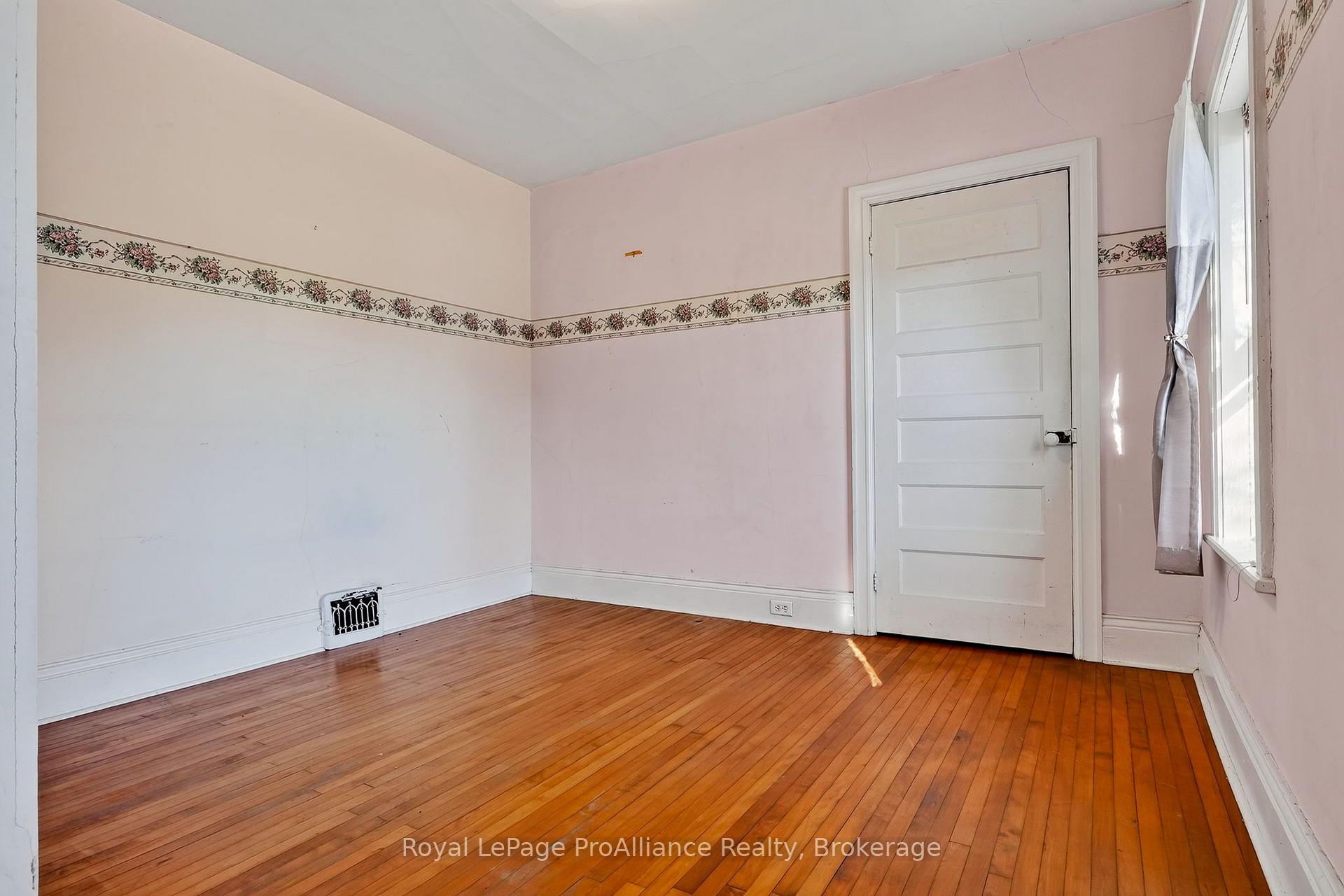 Photo 25 of 1167 Division Street, Cobourg — HOMEH
