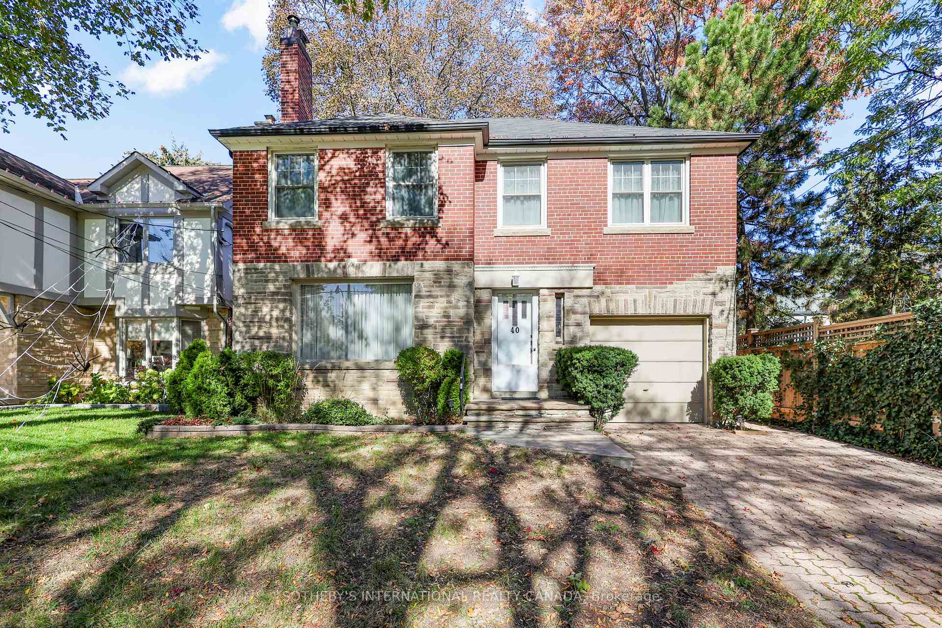 Photo 1 of 40 Teddington Pk Avenue, Toronto, Lawrence Park North — HOMEH
