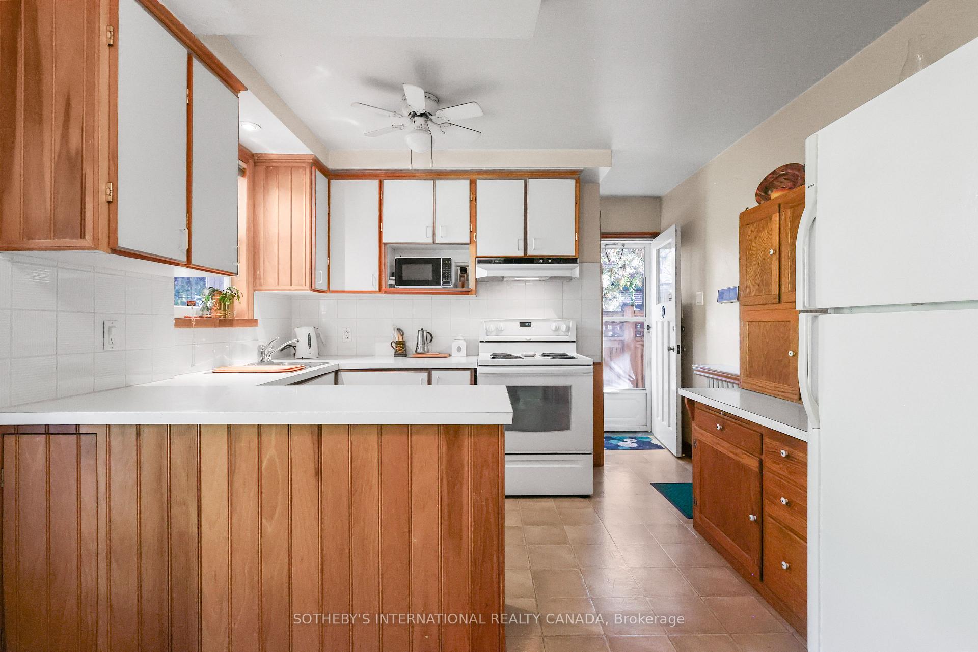 Photo 7 of 40 Teddington Pk Avenue, Toronto, Lawrence Park North — HOMEH