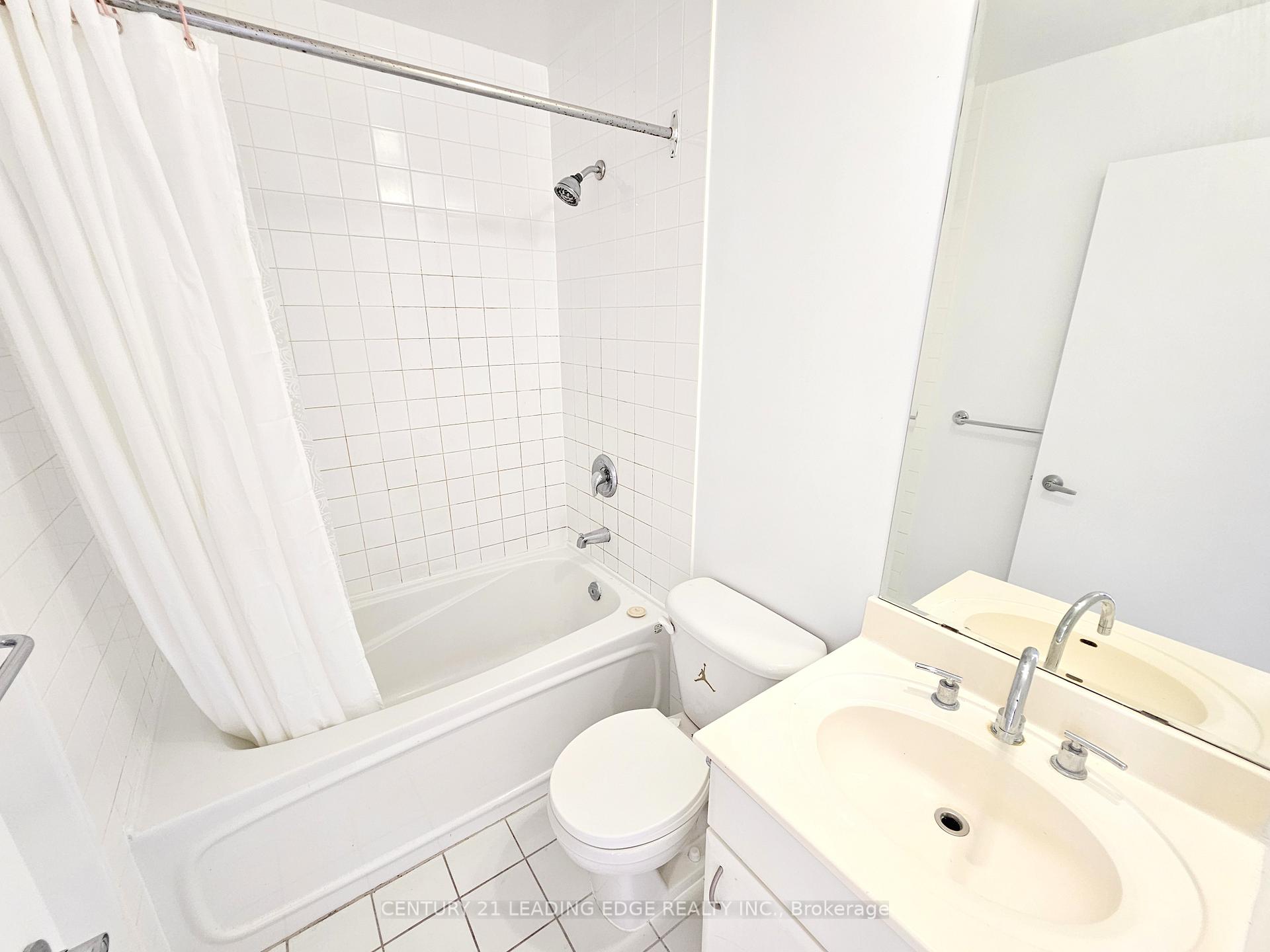 Photo 22 of Unit TH120, 38 Lee Centre Drive, Scarborough, Woburn — HOMEH