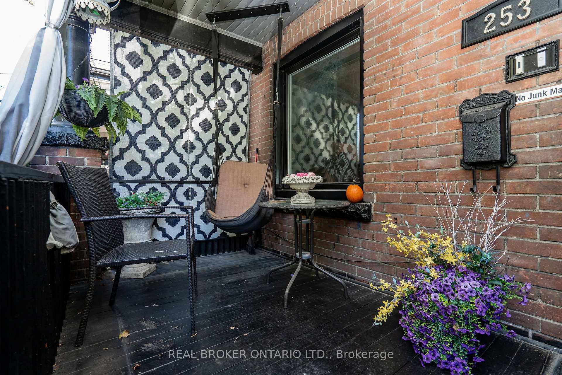 Photo 2 of 253 Bartlett Avenue, Toronto, Dovercourt-Wallace Emerson-Junction — HOMEH