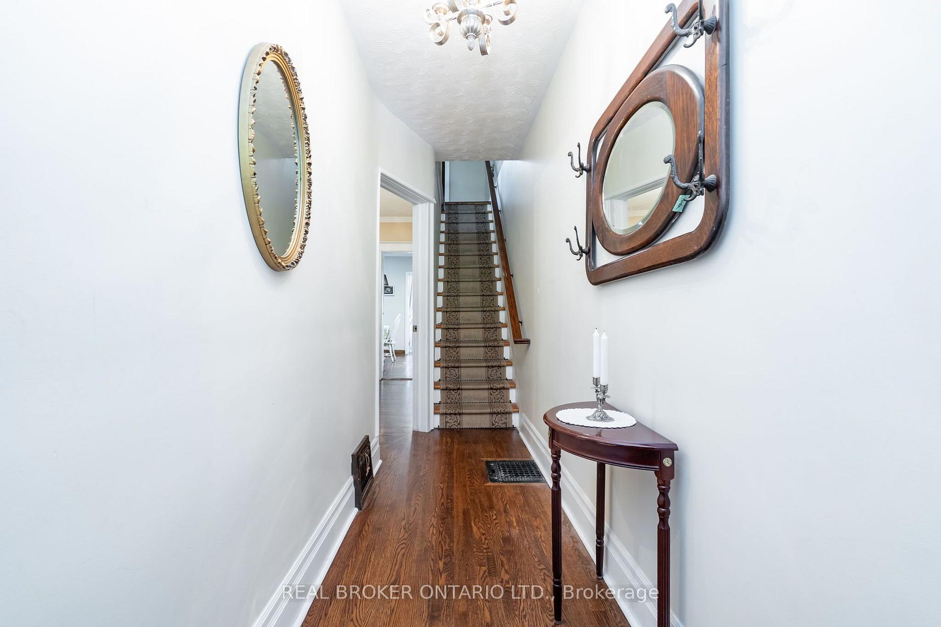Photo 3 of 253 Bartlett Avenue, Toronto, Dovercourt-Wallace Emerson-Junction — HOMEH