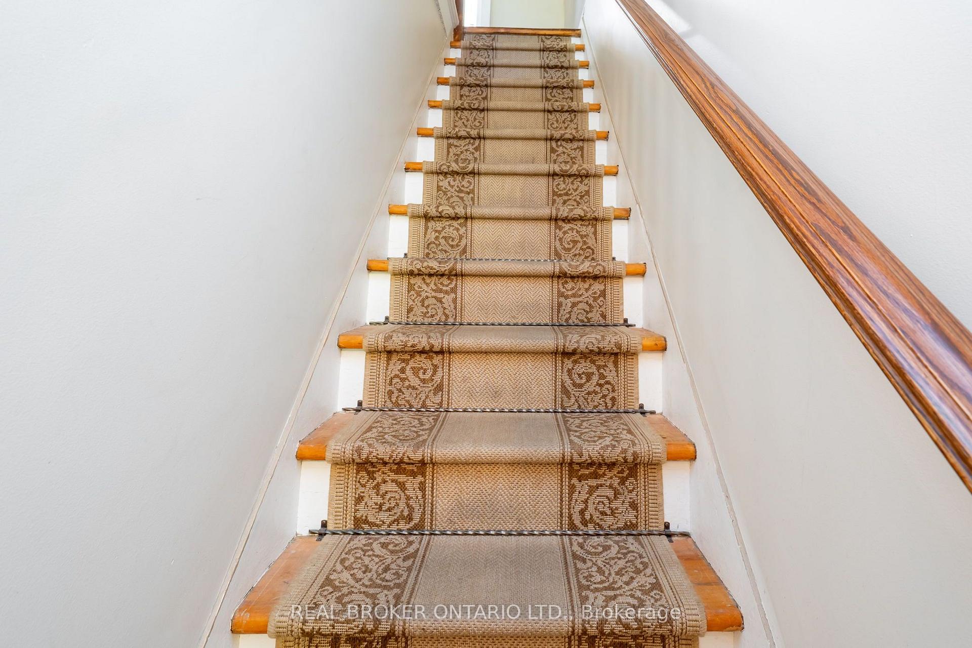 Photo 16 of 253 Bartlett Avenue, Toronto, Dovercourt-Wallace Emerson-Junction — HOMEH