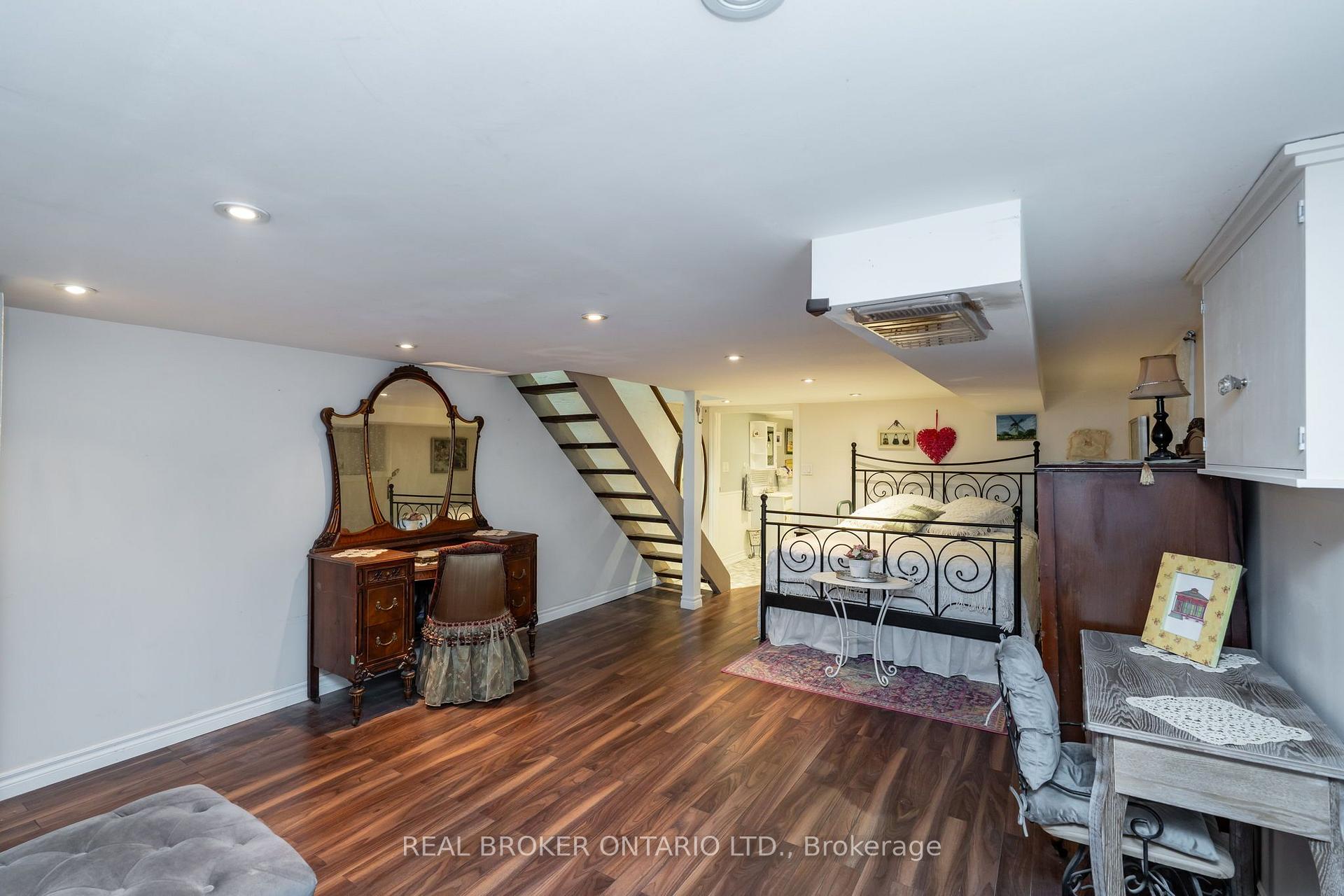 Photo 29 of 253 Bartlett Avenue, Toronto, Dovercourt-Wallace Emerson-Junction — HOMEH