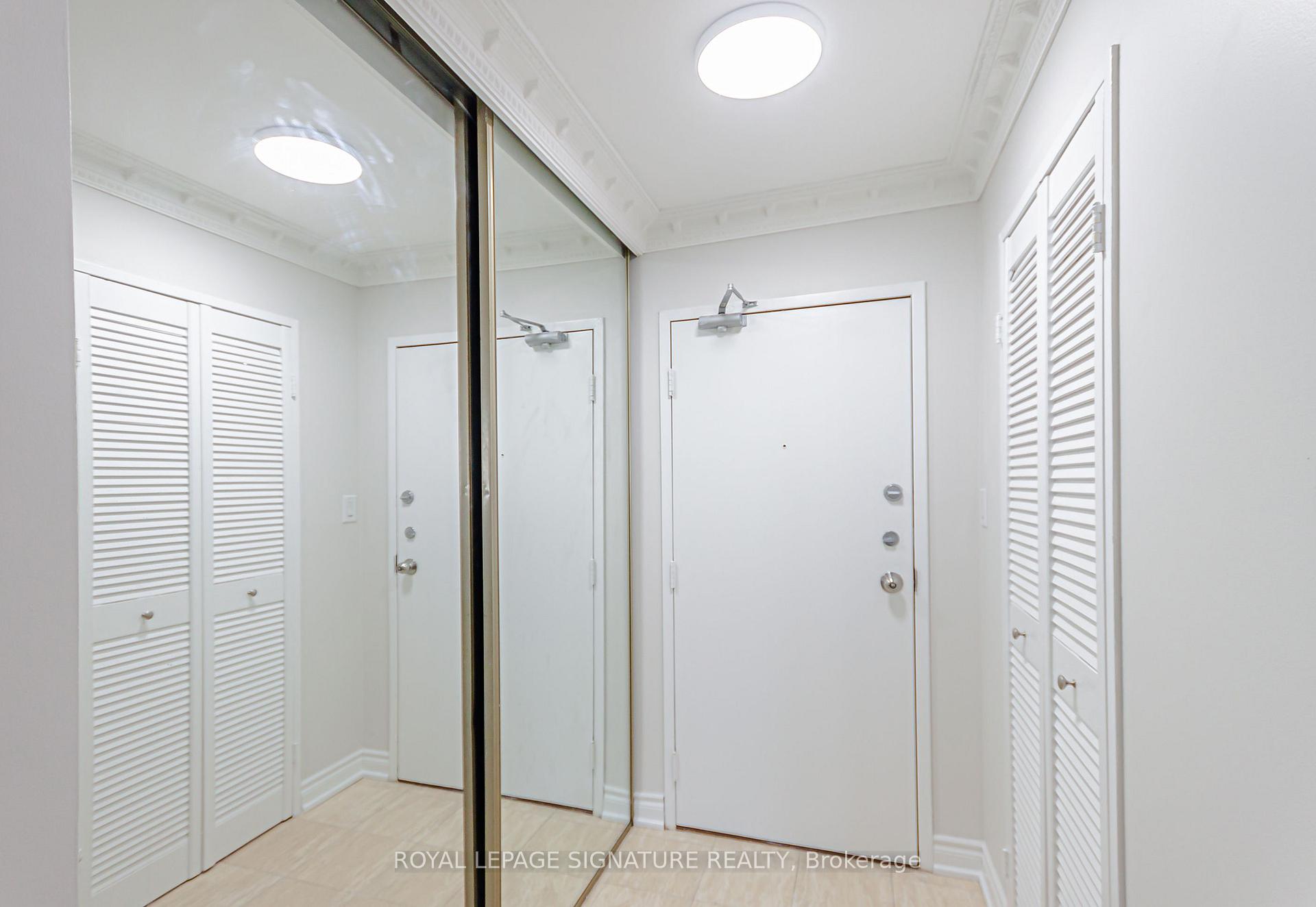 Photo 4 of Unit 2205, 50 Quebec Avenue, Toronto, High Park North — HOMEH