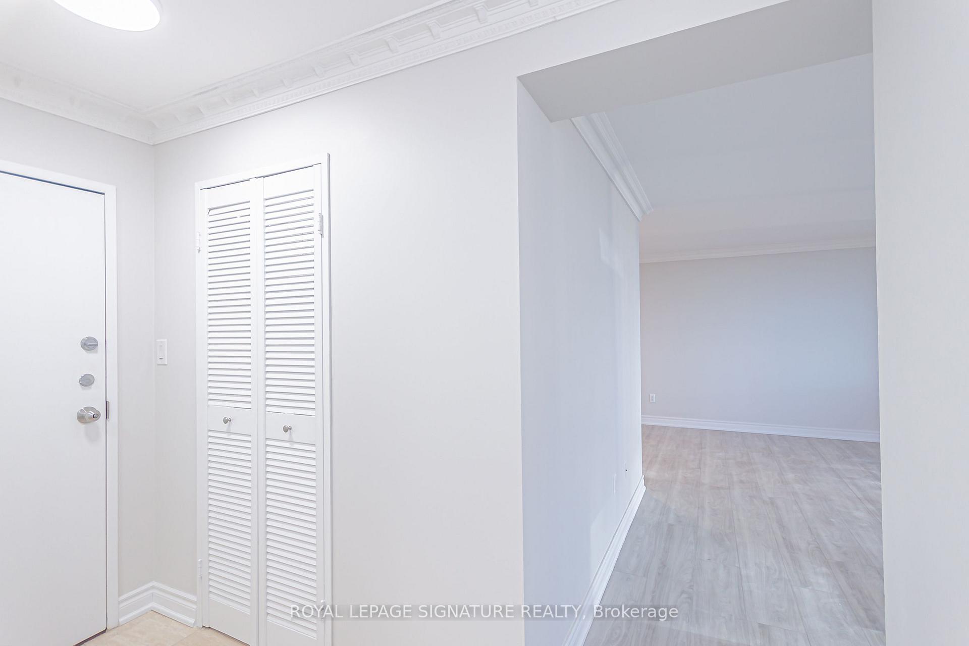Photo 5 of Unit 2205, 50 Quebec Avenue, Toronto, High Park North — HOMEH
