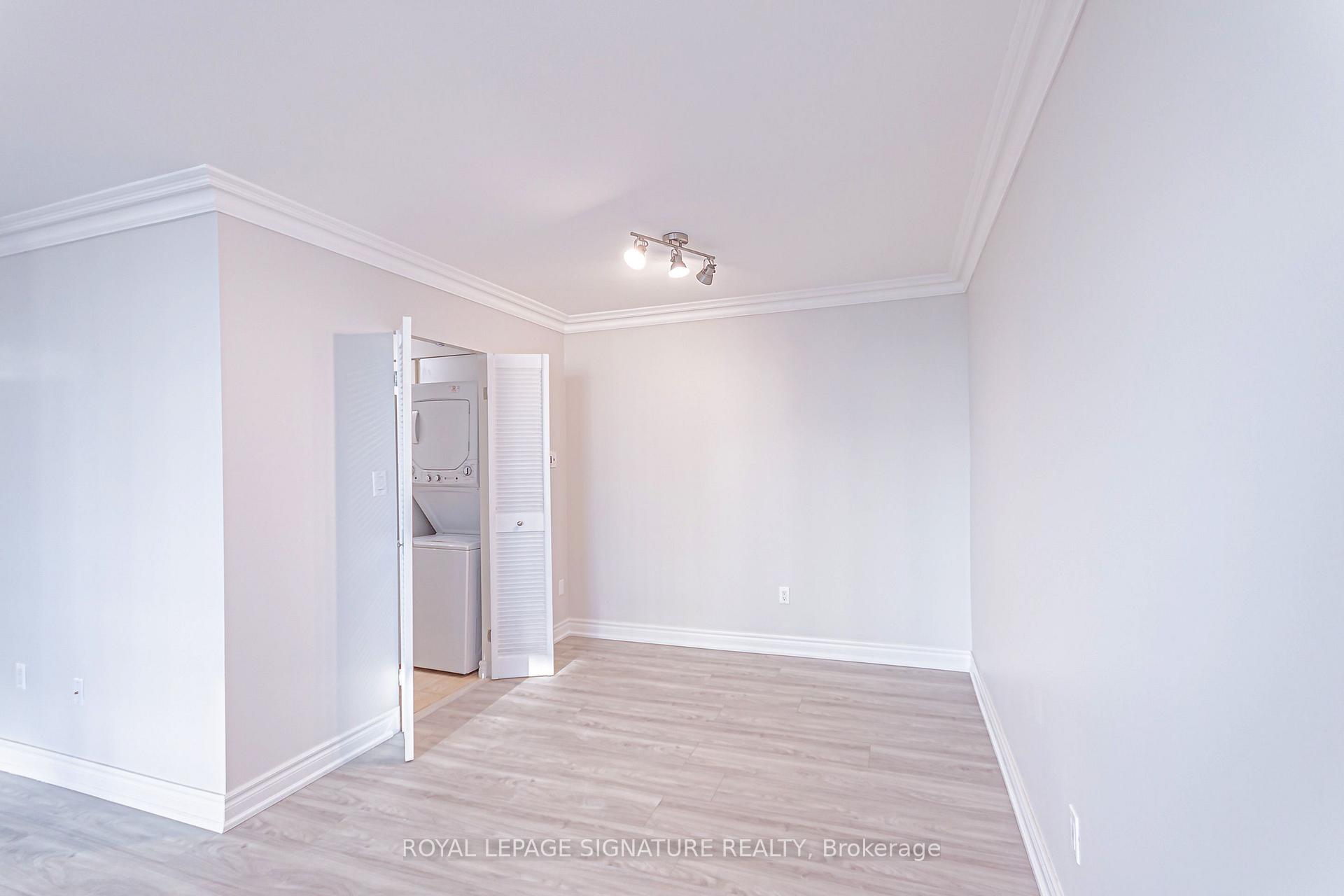 Photo 8 of Unit 2205, 50 Quebec Avenue, Toronto, High Park North — HOMEH