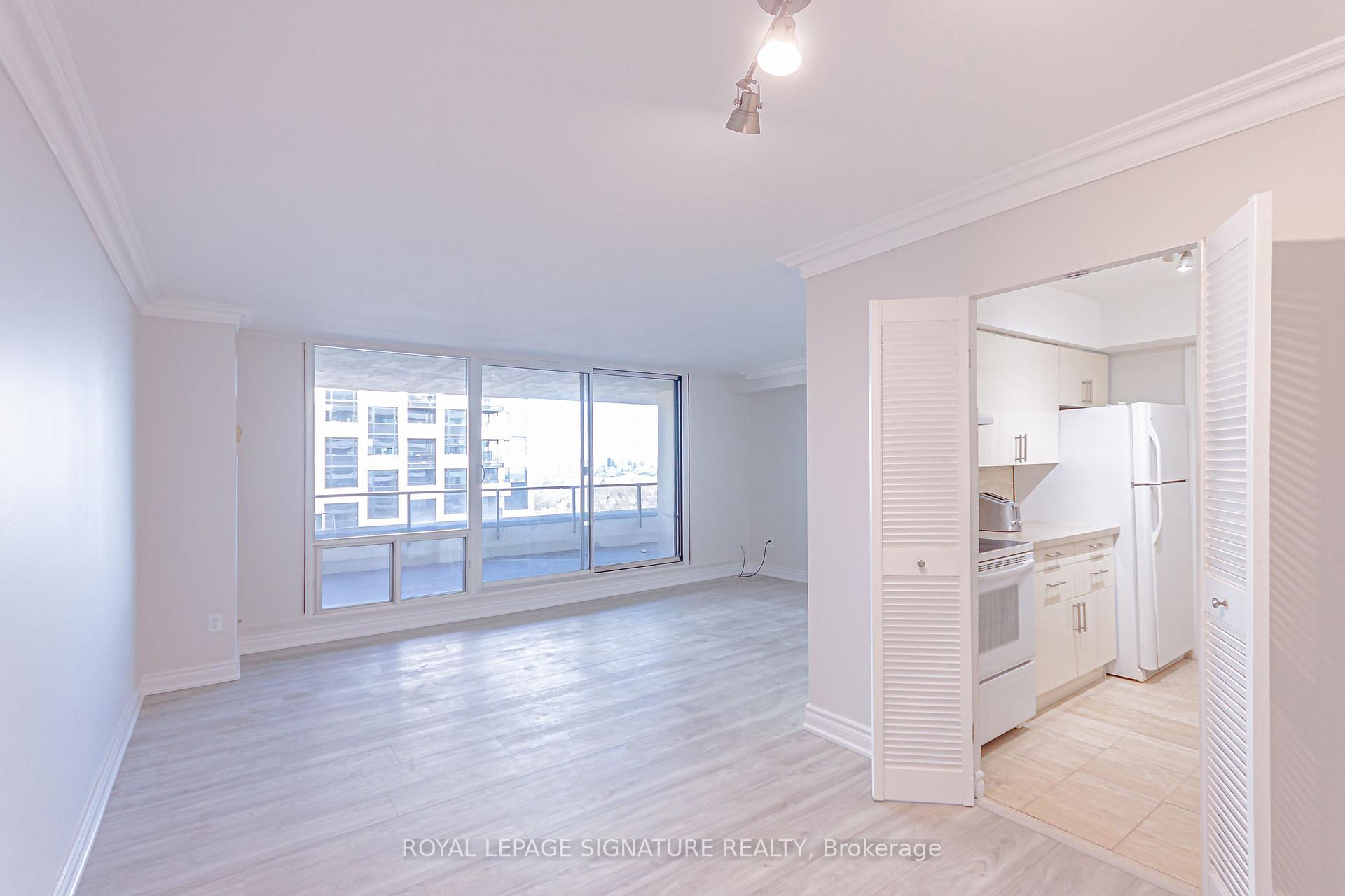 Photo 13 of Unit 2205, 50 Quebec Avenue, Toronto, High Park North — HOMEH