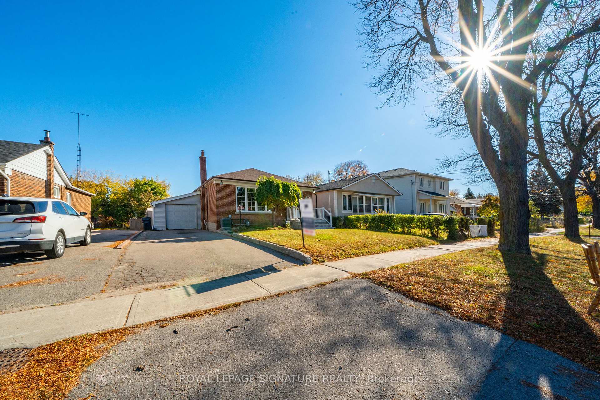 Photo 2 of 1377 Birchmount Road, Scarborough, Dorset Park — HOMEH