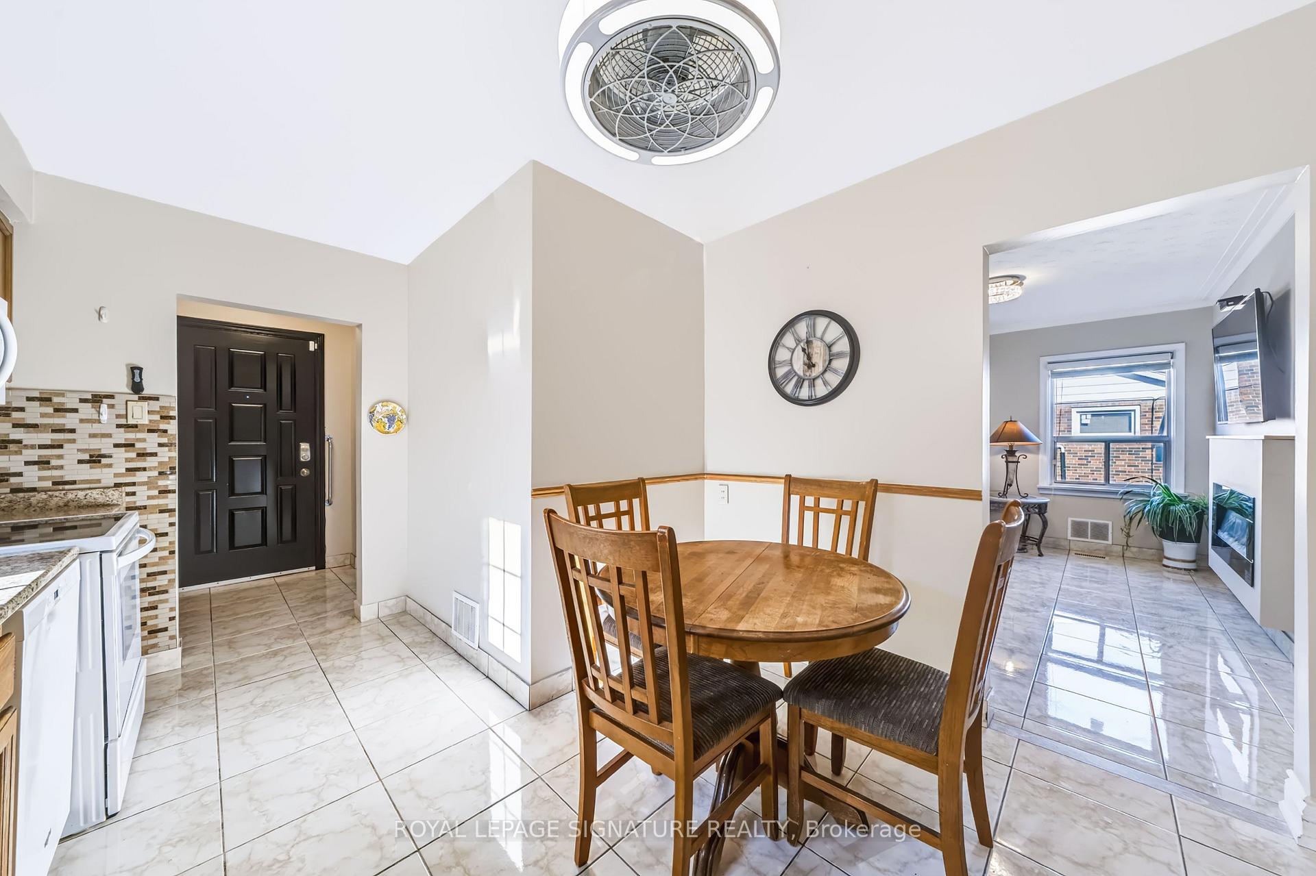 Photo 16 of 1377 Birchmount Road, Scarborough, Dorset Park — HOMEH