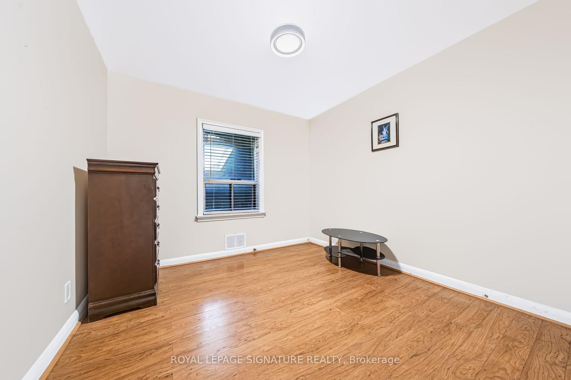 Photo 17 of 1377 Birchmount Road, Scarborough, Dorset Park — HOMEH