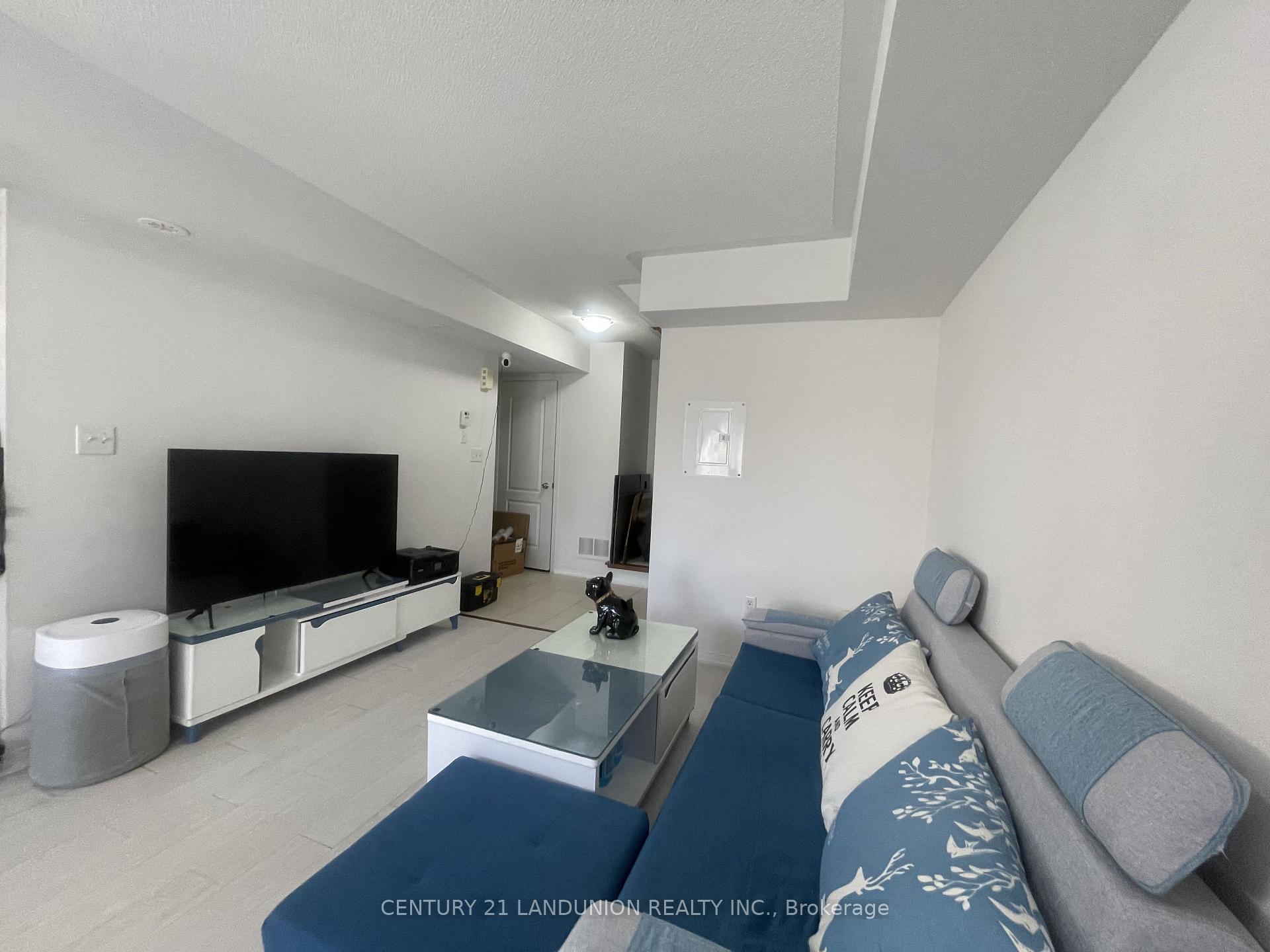 Photo 24 of Unit 24, 2484 Post Road, Oakville, River Oaks — HOMEH