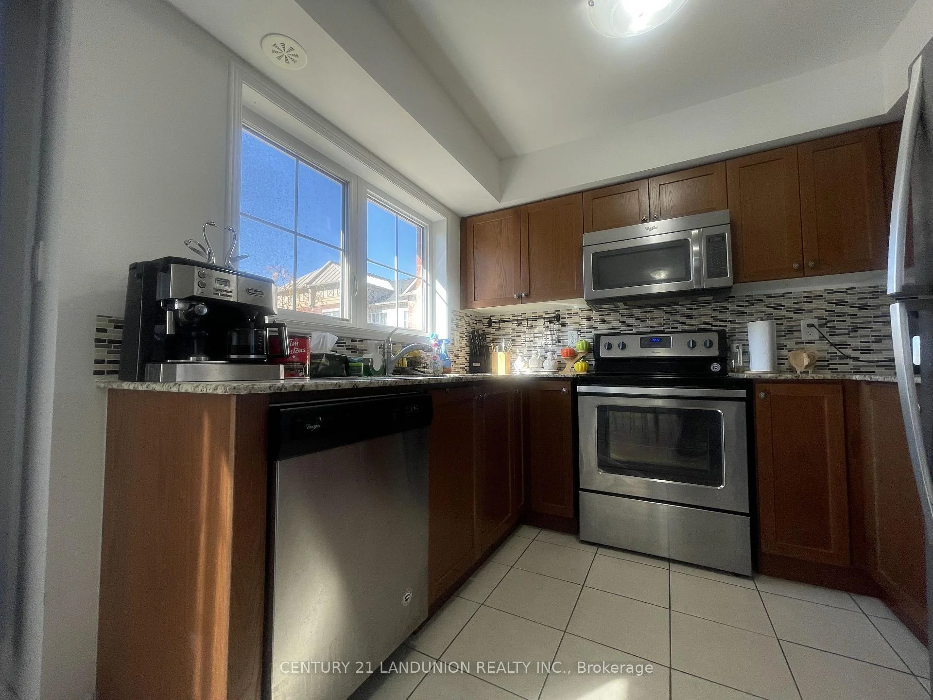 Photo 30 of Unit 24, 2484 Post Road, Oakville, River Oaks — HOMEH